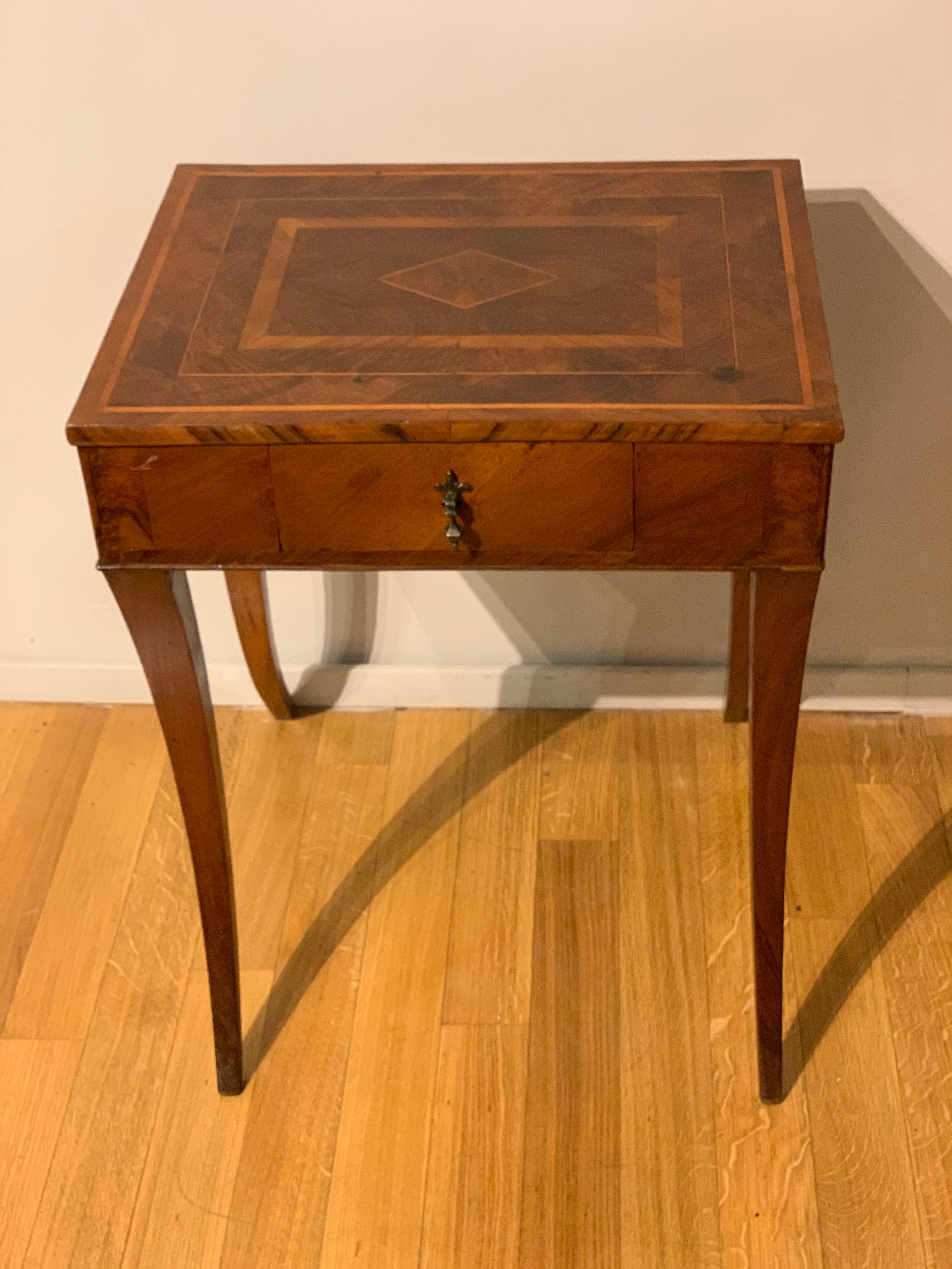 Fruitwood 18th Century Italian Small Coffee Table For Sale