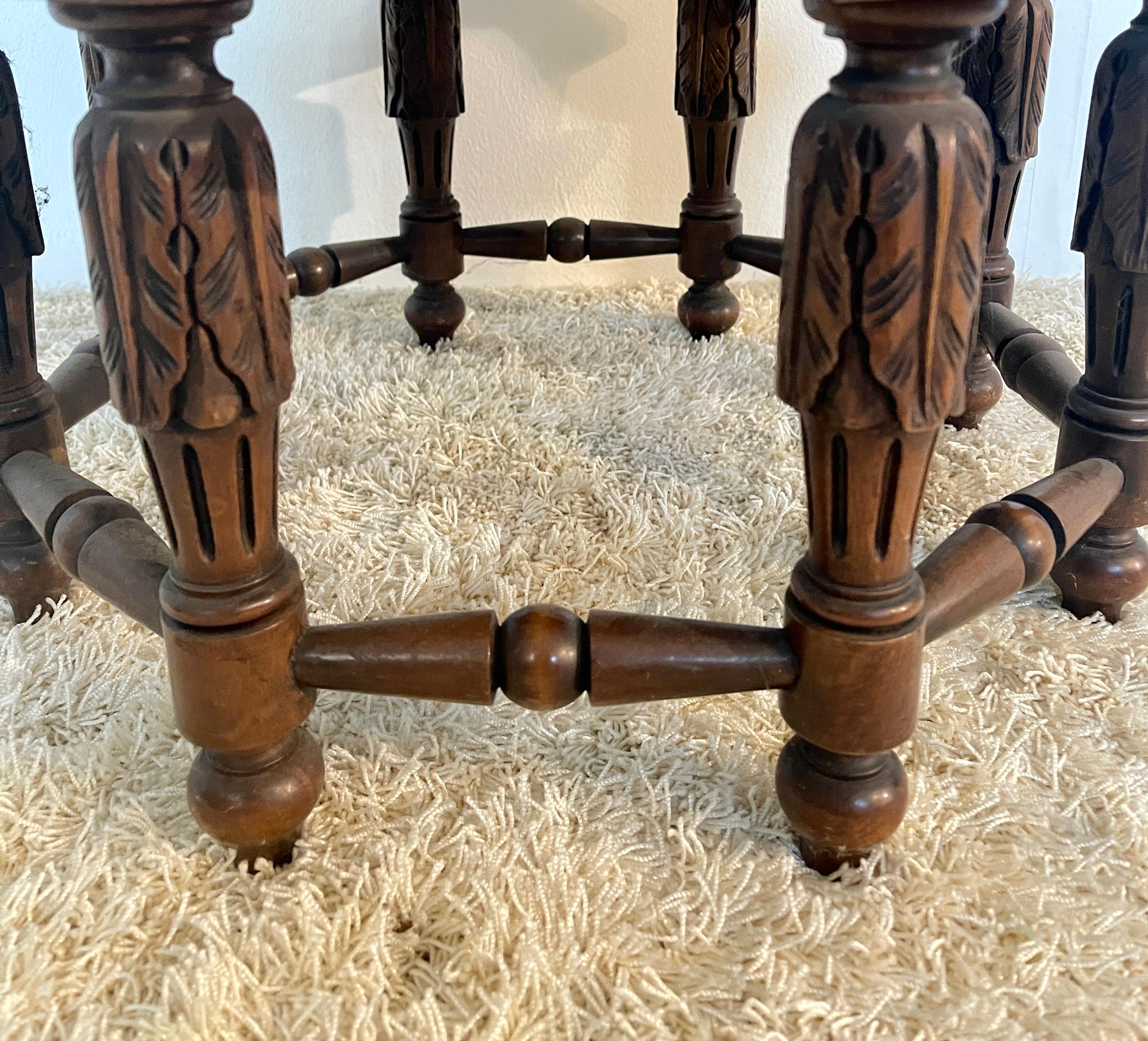 Mesa de centro de madera con 2 puertas de estilo clásico italiano de los años 80 en venta 2