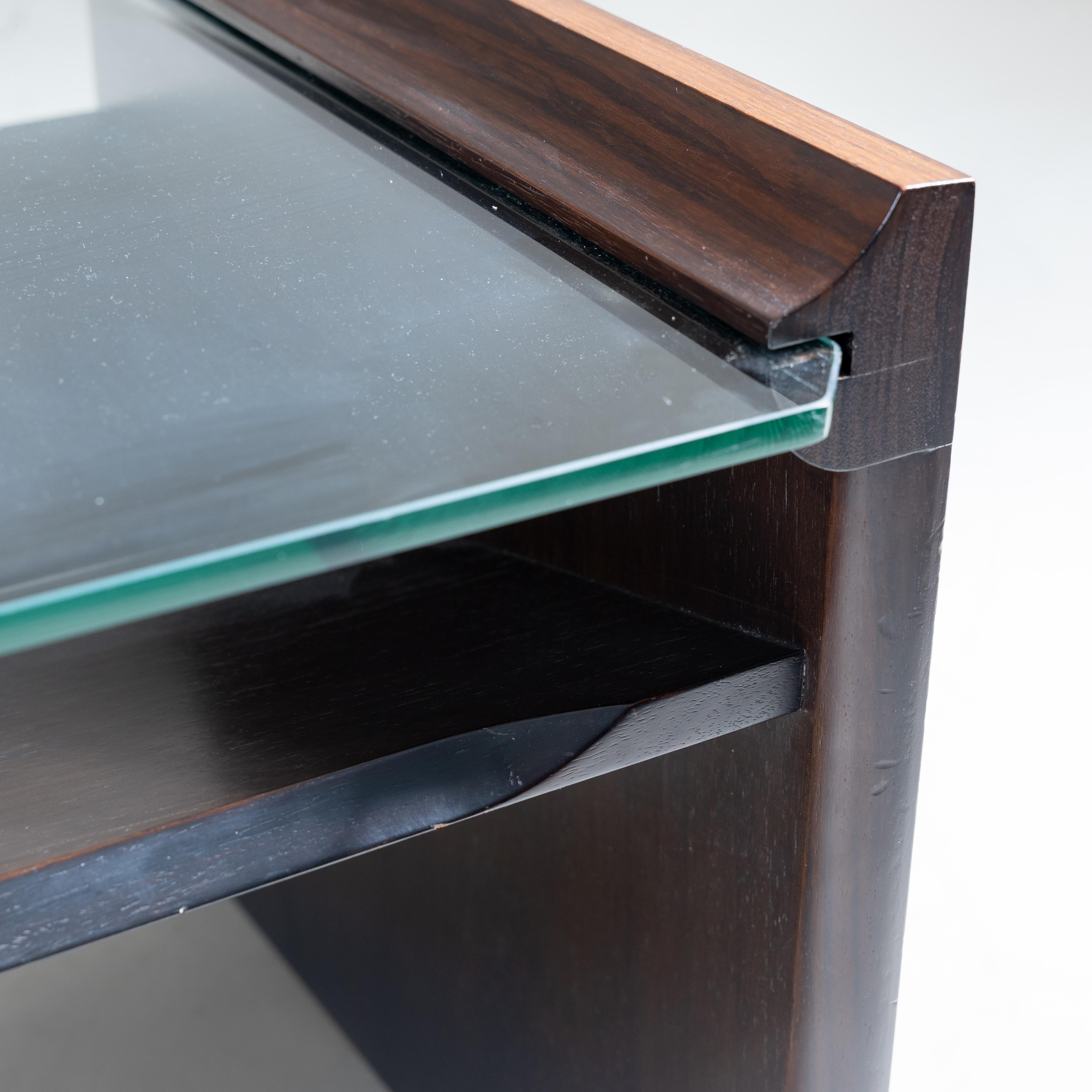 Mid-Century Modern Table basse en bois et verre 