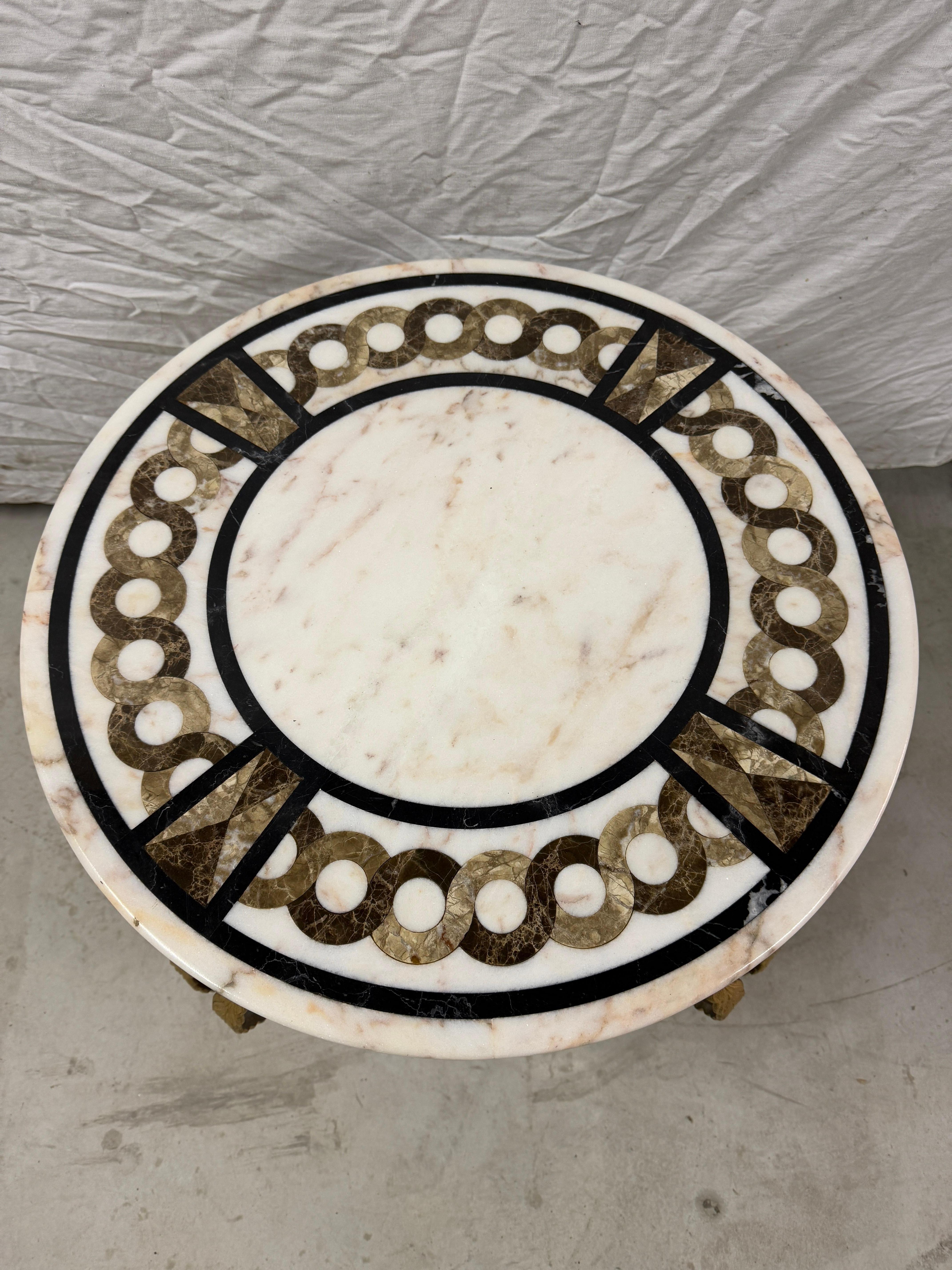 Art nouveau Table basse circulaire en marbre avec base en fer et bronze 20e siècle italien en vente
