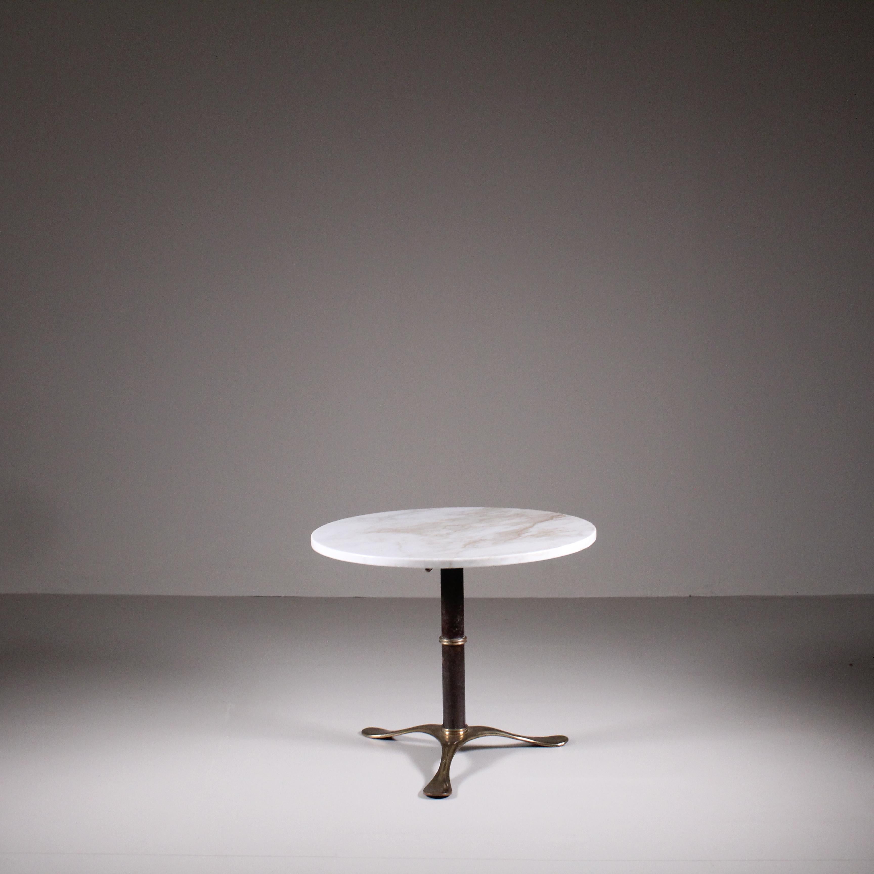 Mid-Century Modern Table basse en marbre et laiton, 1950 en vente