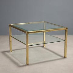 Table basse en laiton et verre des années 80