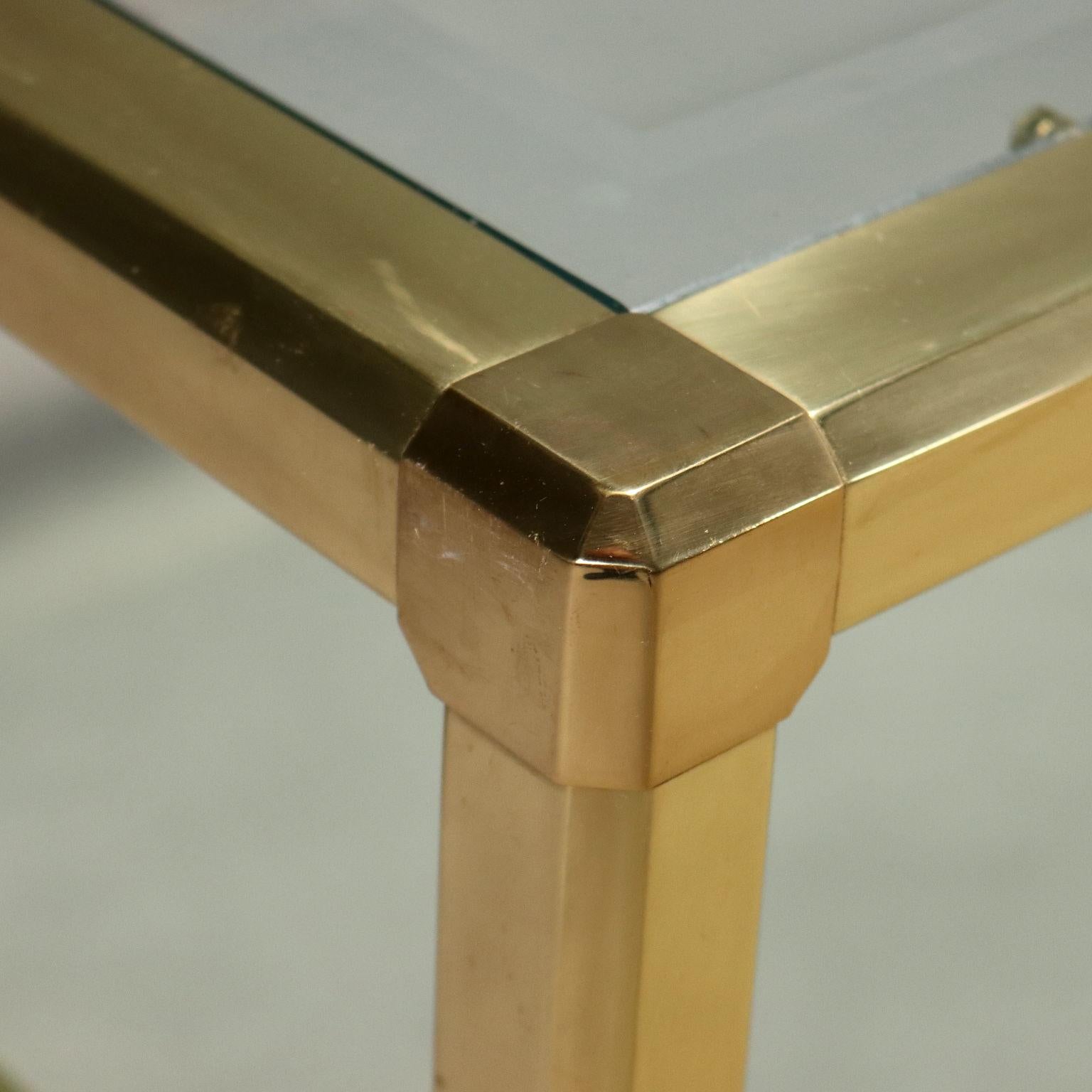 80s Brass and Glass Coffee Table In Good Condition For Sale In Milano, IT