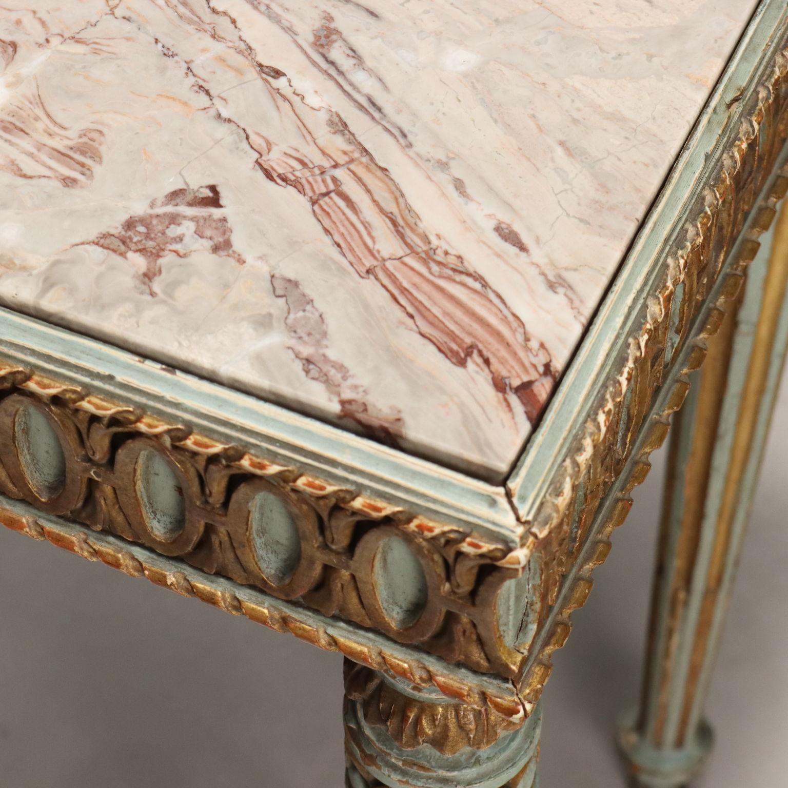 Coffee Table in Neclassical Style Italy Early 20th Century For Sale 2