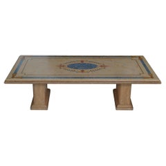 Table basse en travertin, incrustations polychromes de Scagliola, Fait main en Italie