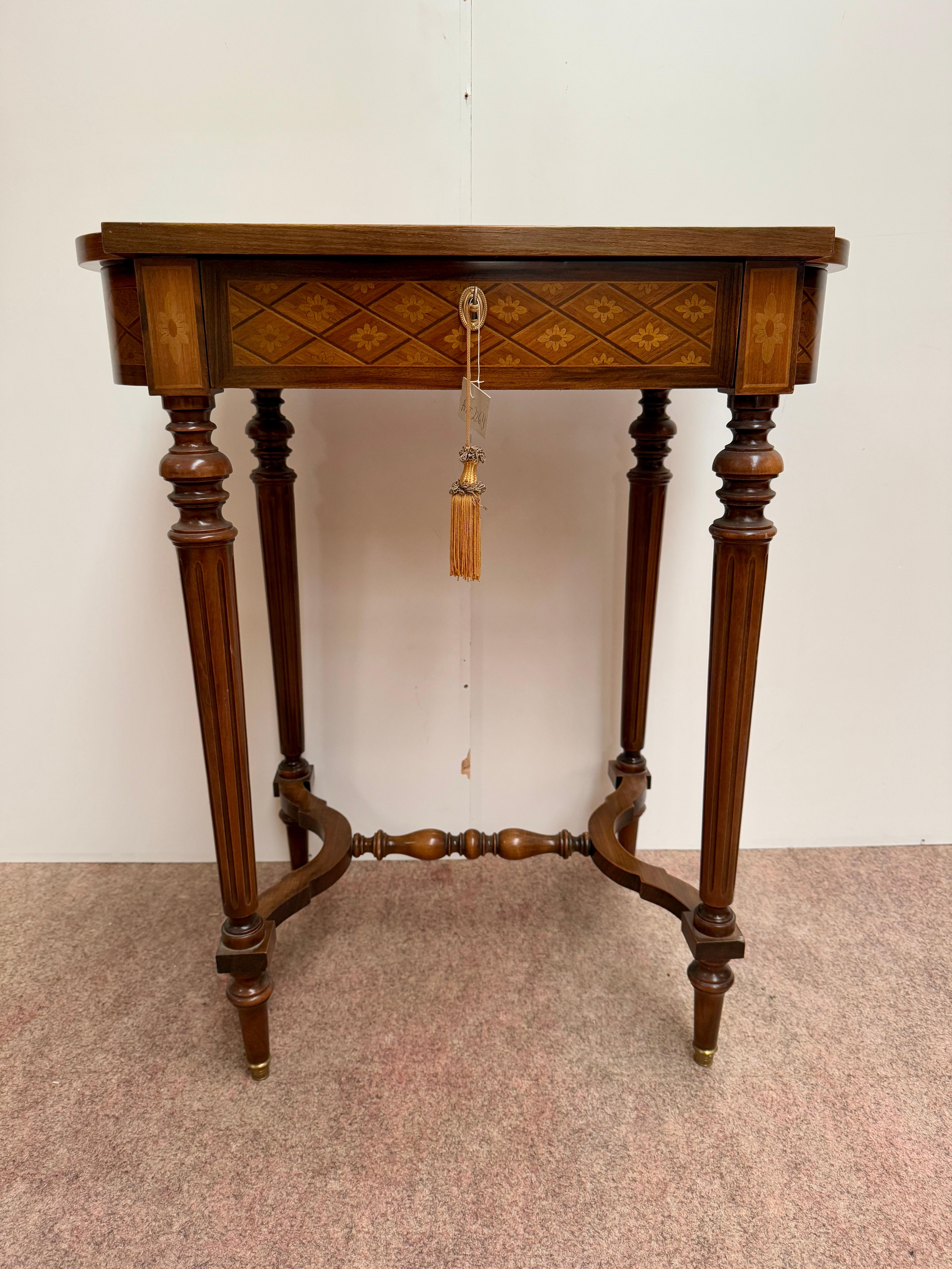 Vintage 1990s Italian inlaid coffee table For Sale 2