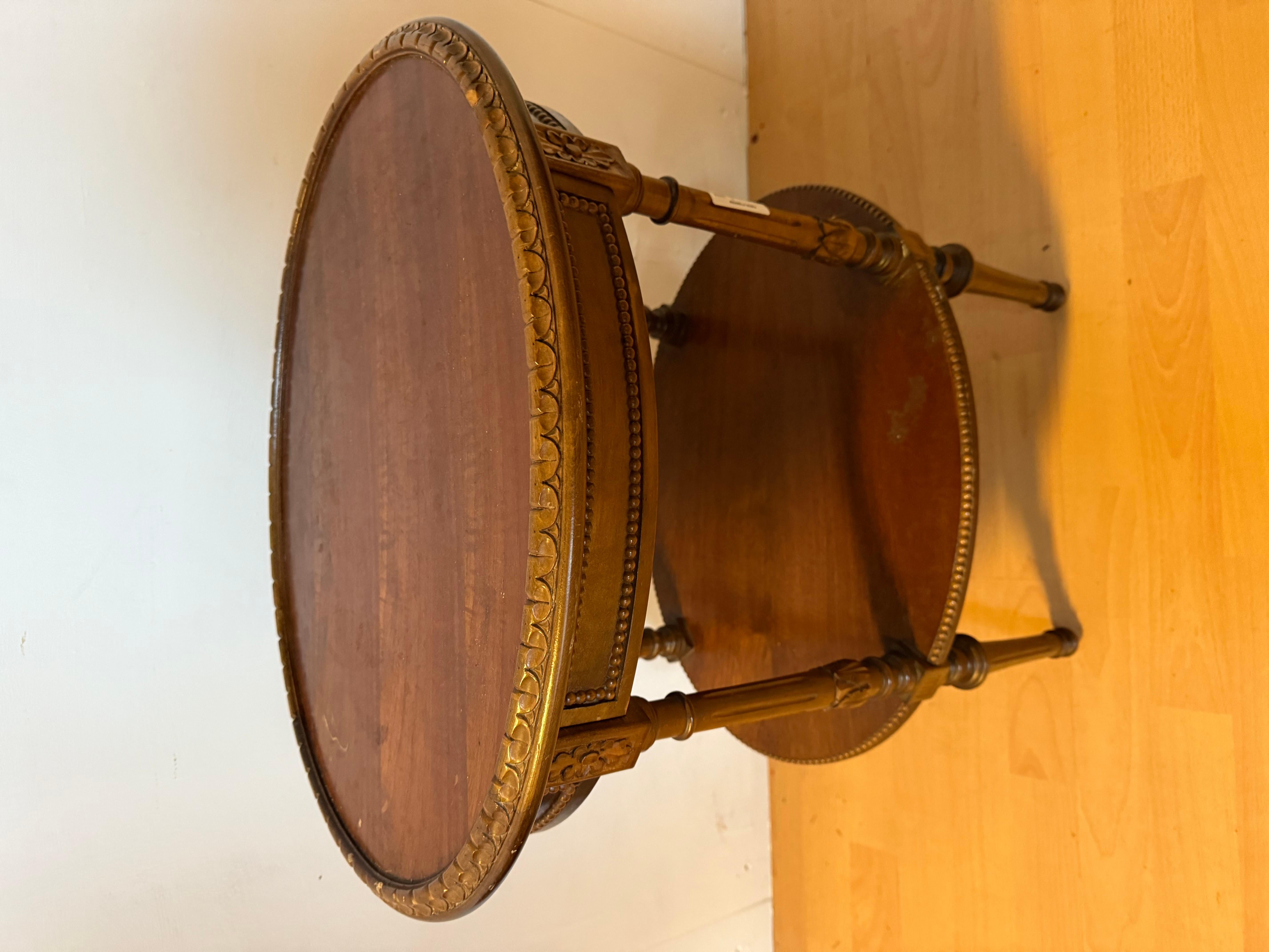 Table basse italienne en noyer avec cassetino 20e siècle en vente 3