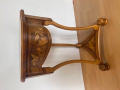 Table basse italienne en bois marqueté style Art Nouveau 1990