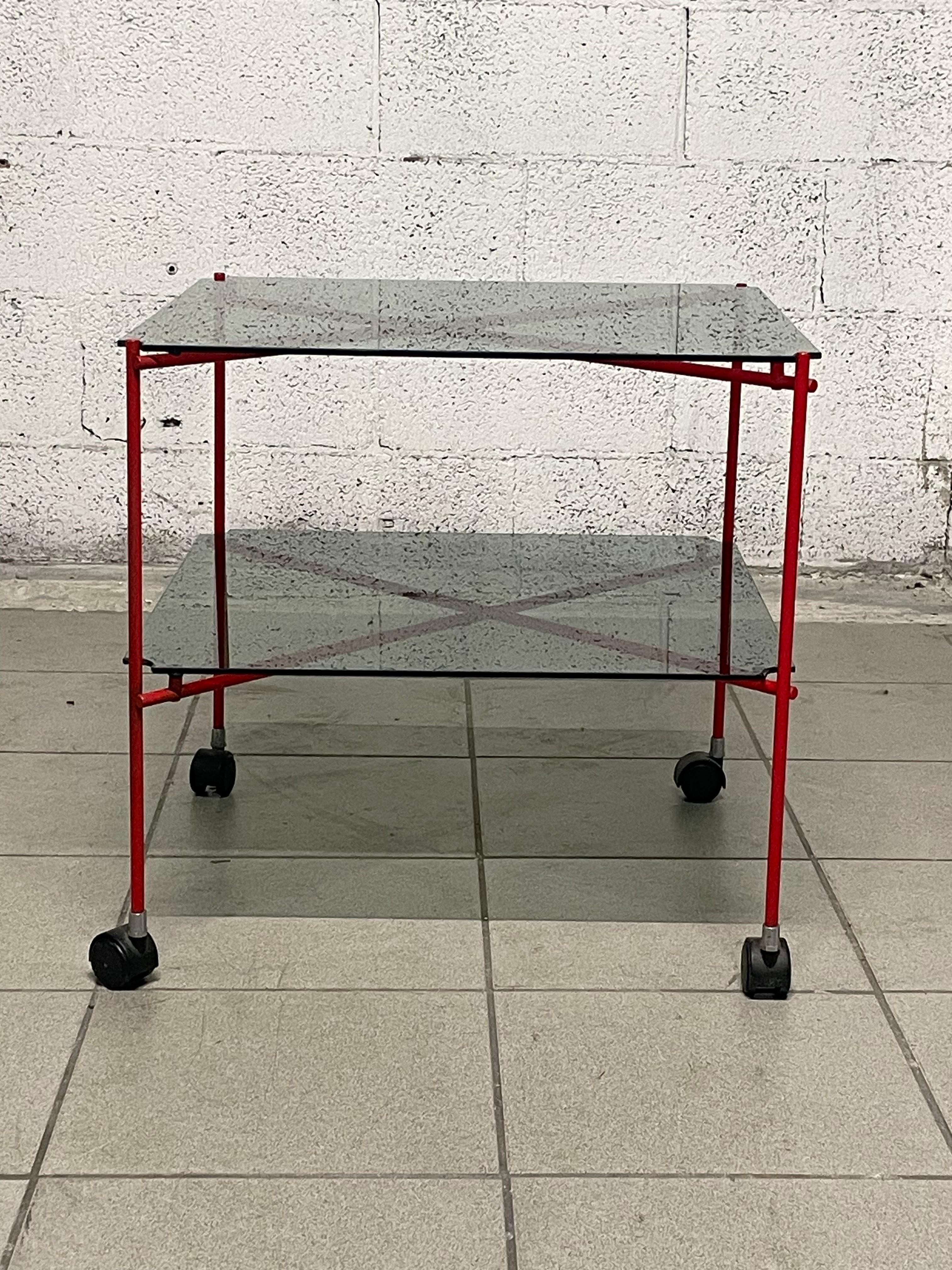 Tavolino modello 
