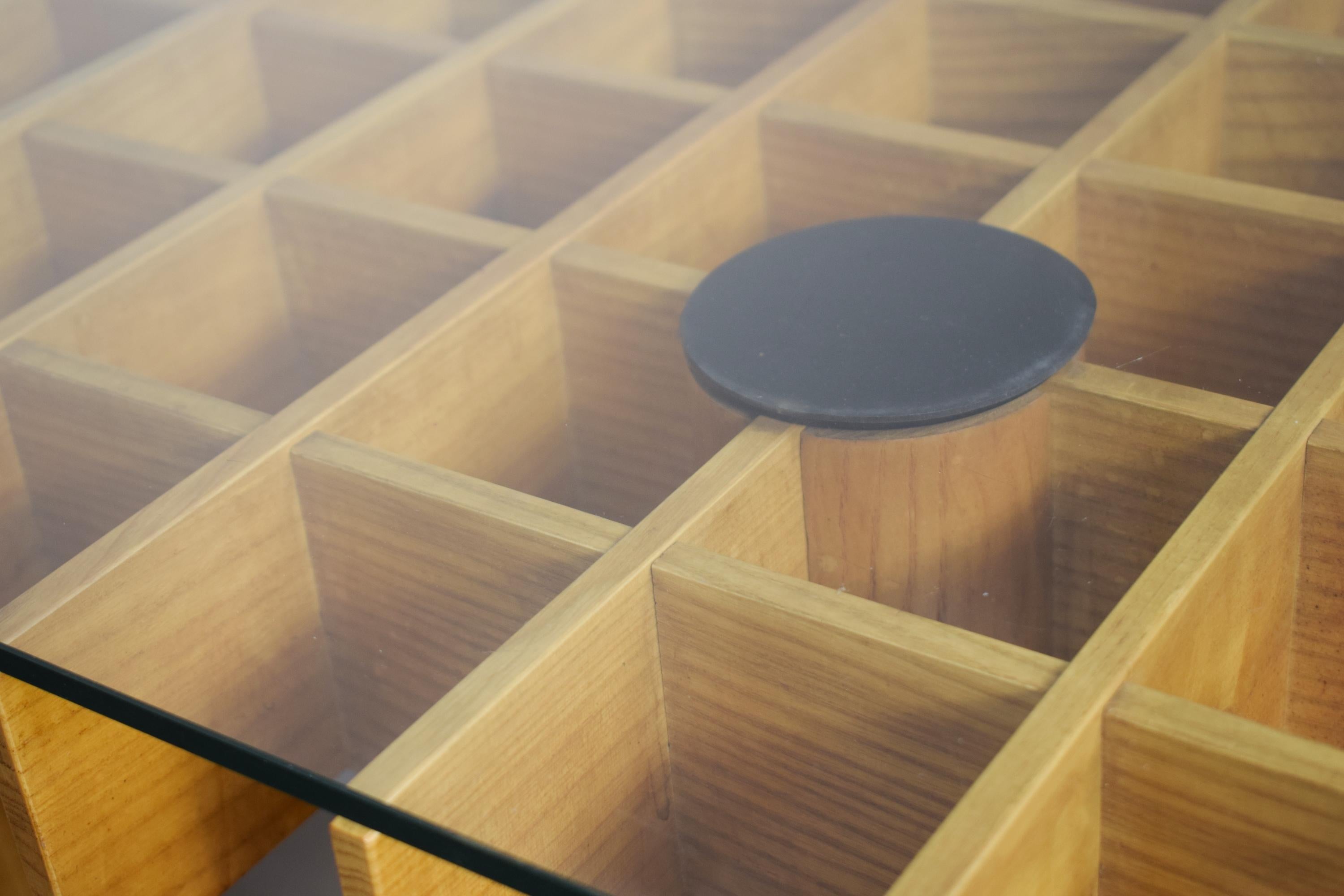Kyoto model coffee table by Gianfranco Frattini, Italy, circa 1970s. 3