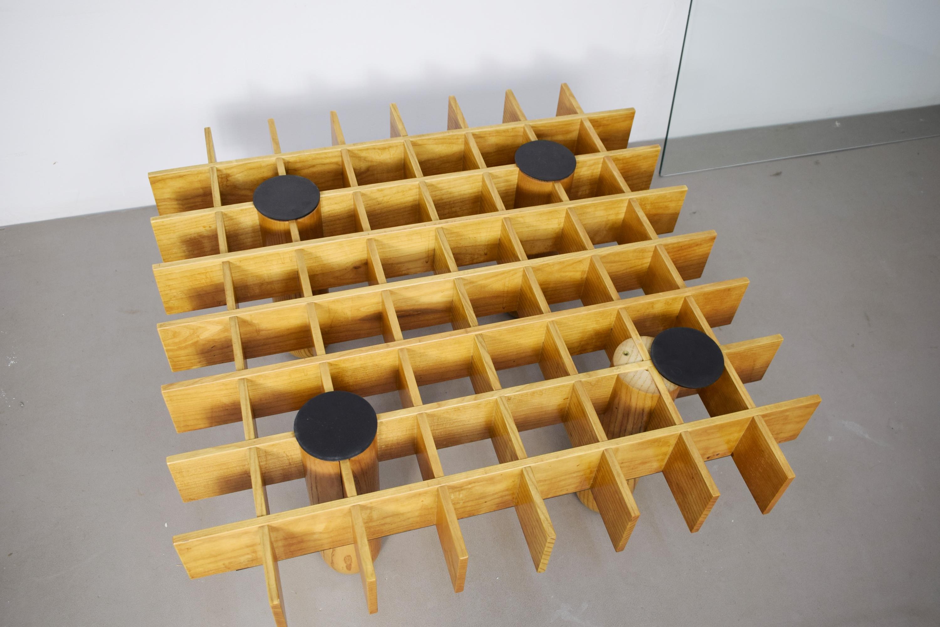 Kyoto model coffee table by Gianfranco Frattini, Italy, circa 1970s. 5
