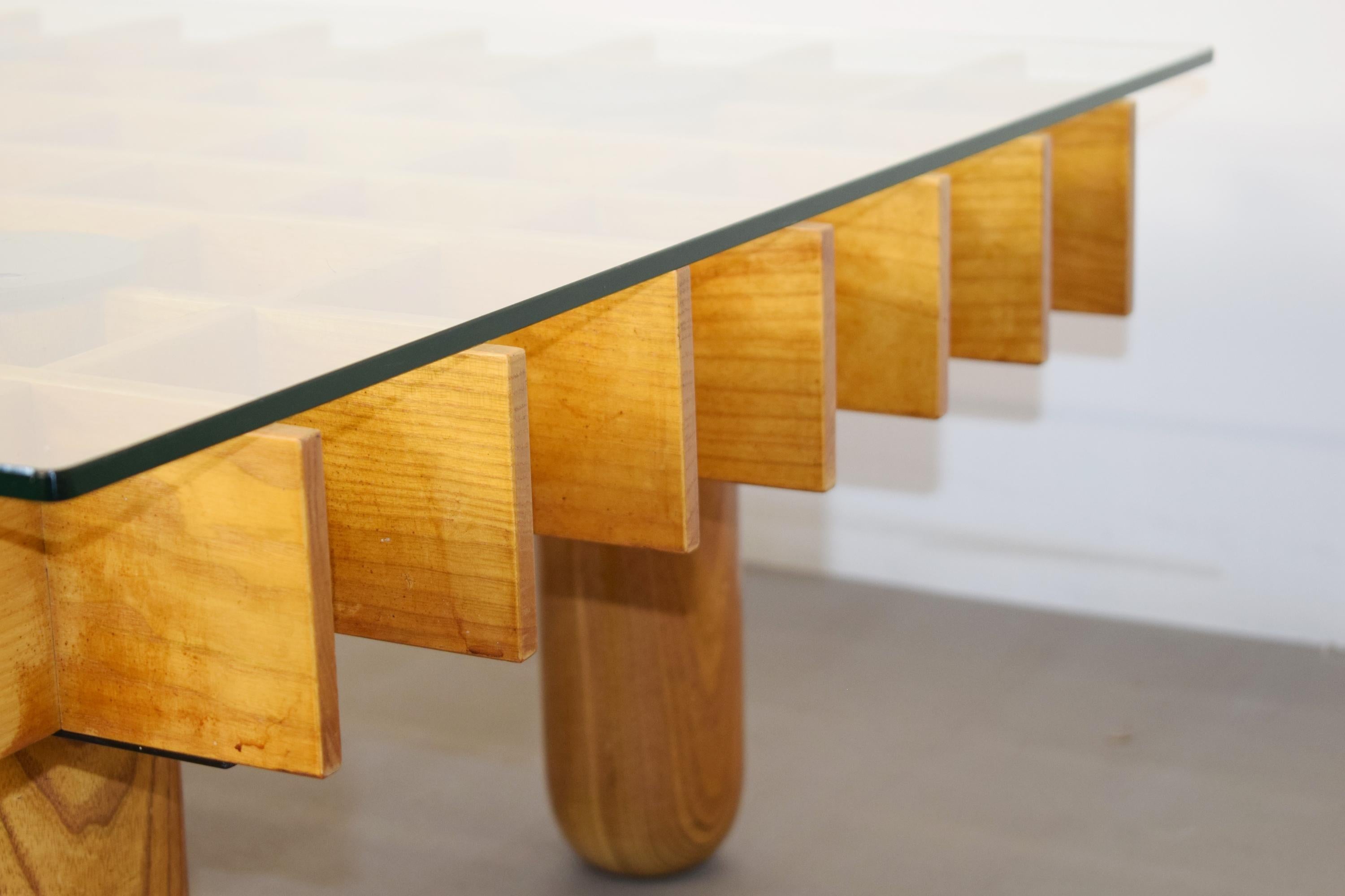 Kyoto model coffee table by Gianfranco Frattini, Italy, circa 1970s. 1