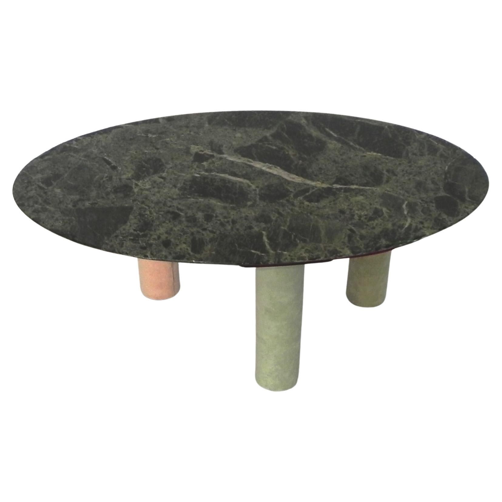 Tavolino ovale con piano in marmo Verde Alpi e gambe in alcantara, anni '200 For Sale