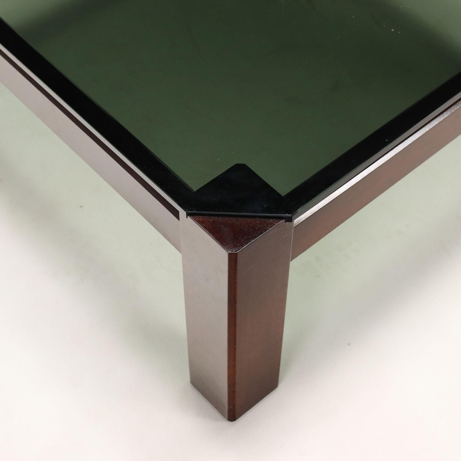 Italian 70s-80s square coffee table For Sale