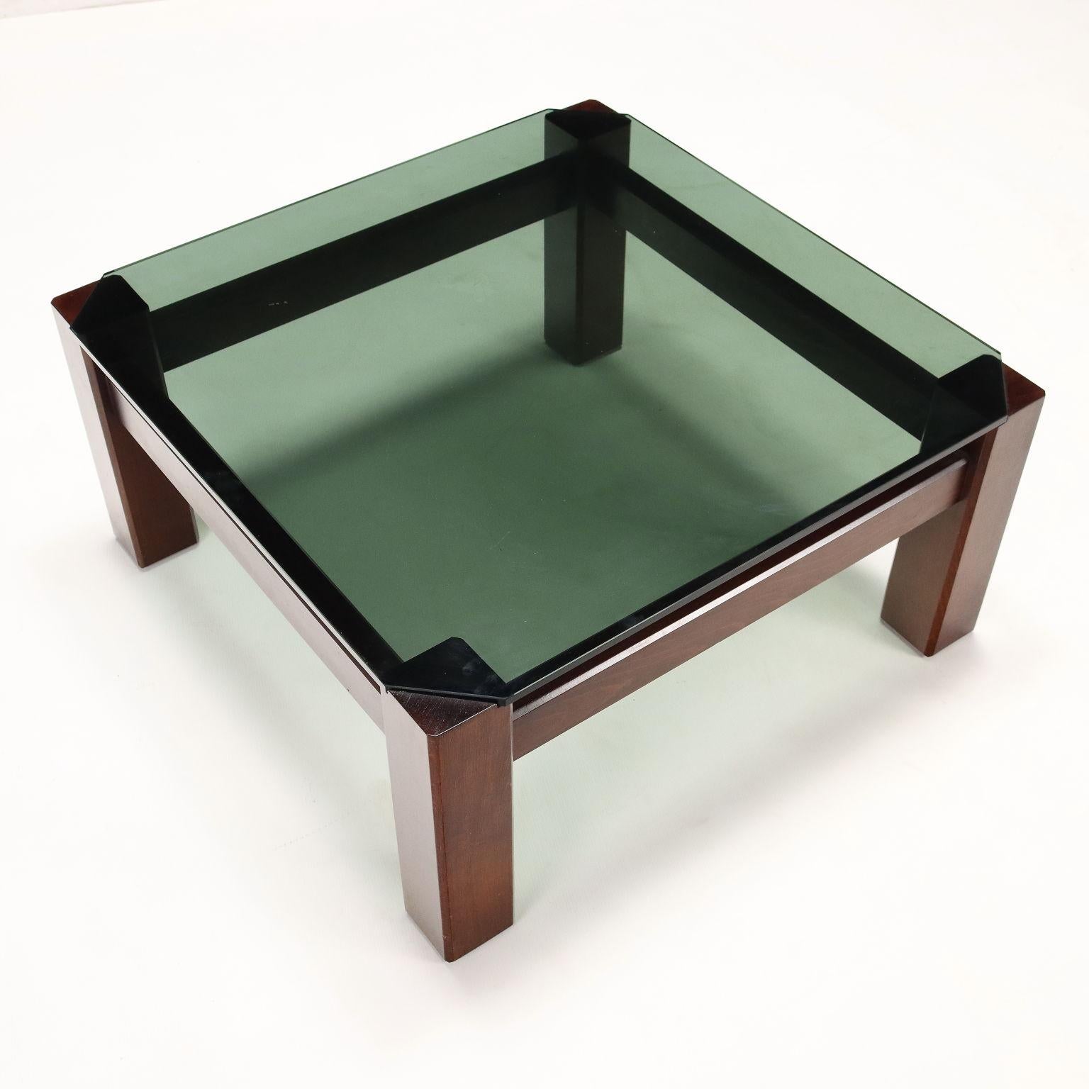 70s-80s square coffee table In Good Condition For Sale In Milano, IT