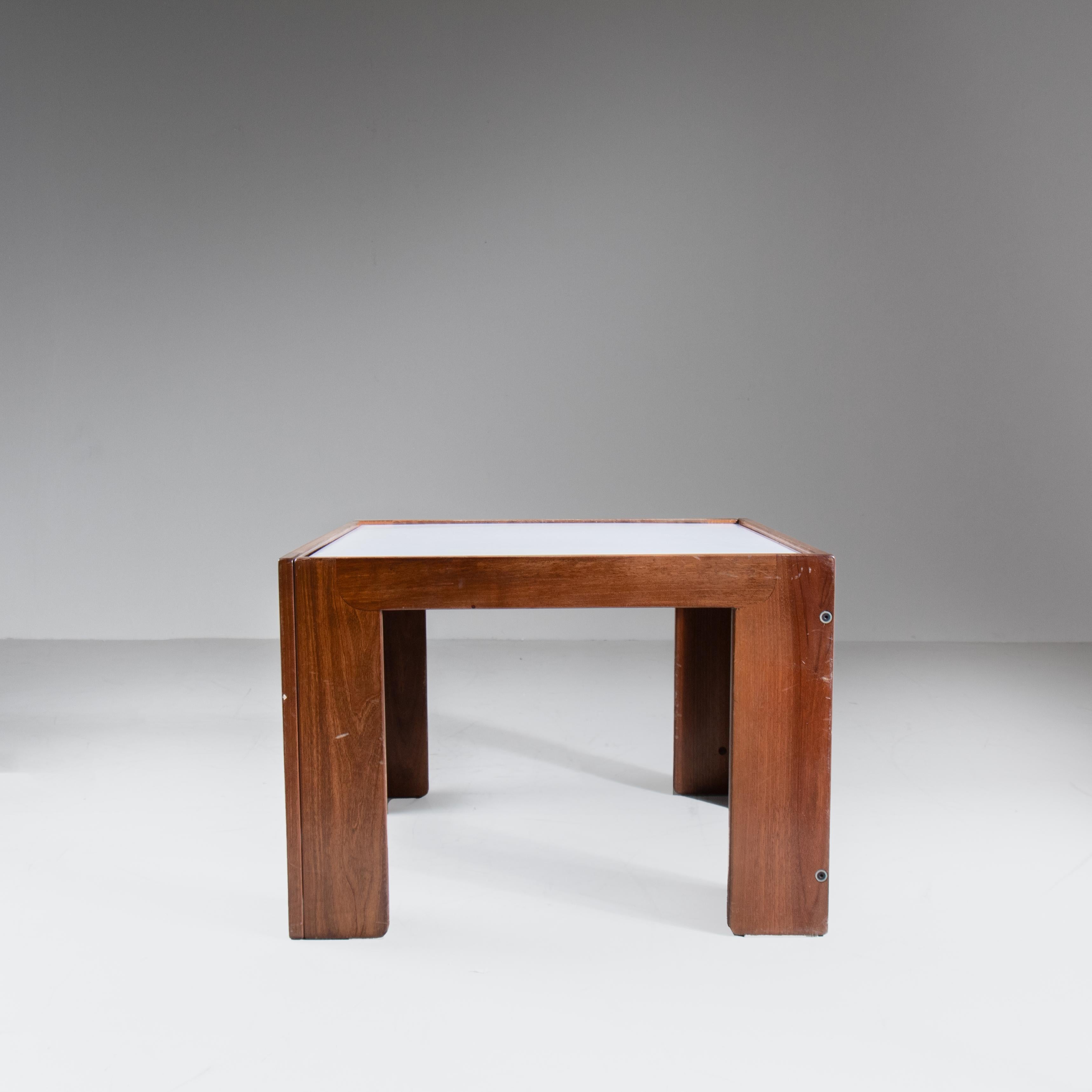 Albanian Square coffee table mod. 771, Afra and Tobia Scarpa, Cassina For Sale