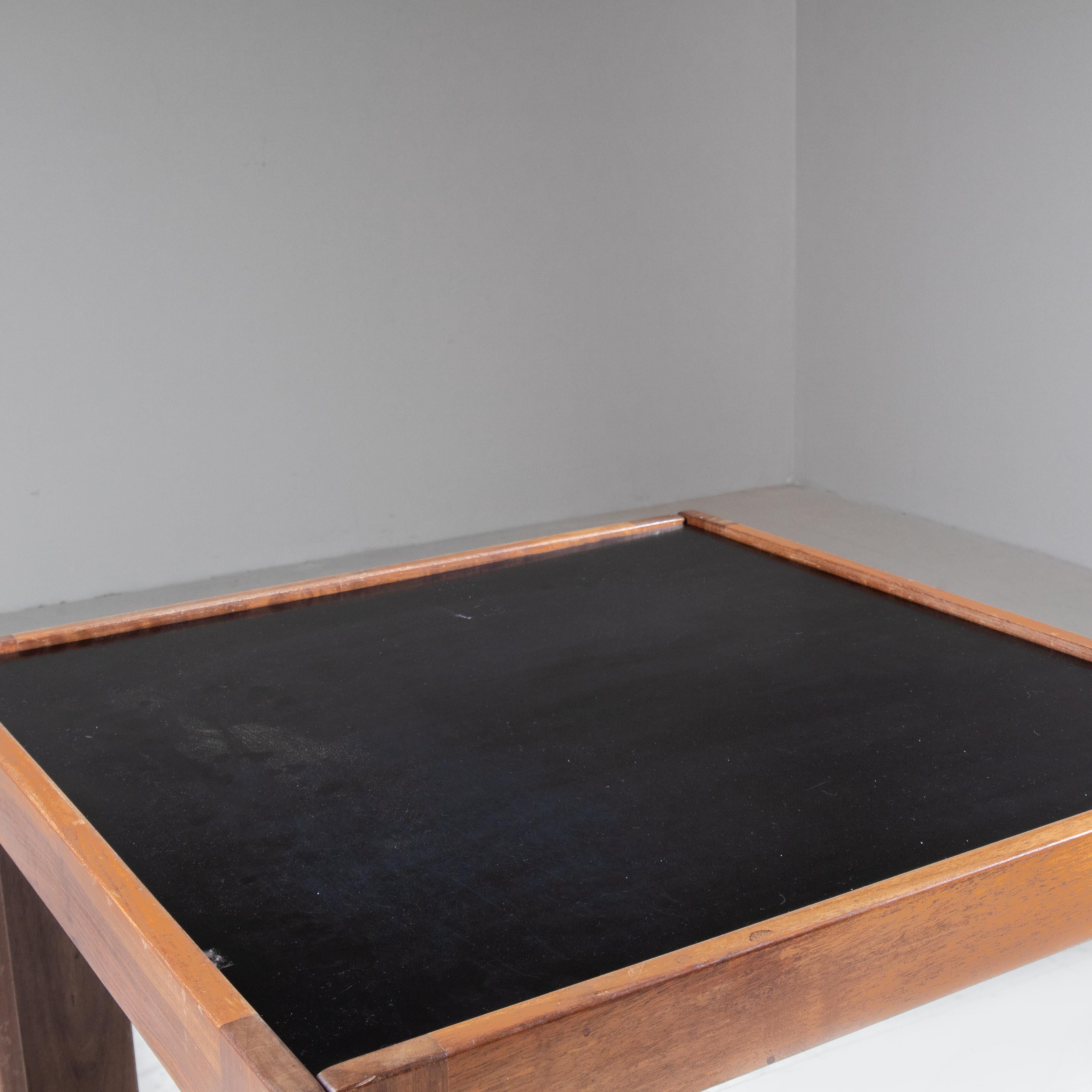 Square coffee table mod. 771, Afra and Tobia Scarpa, Cassina For Sale 1