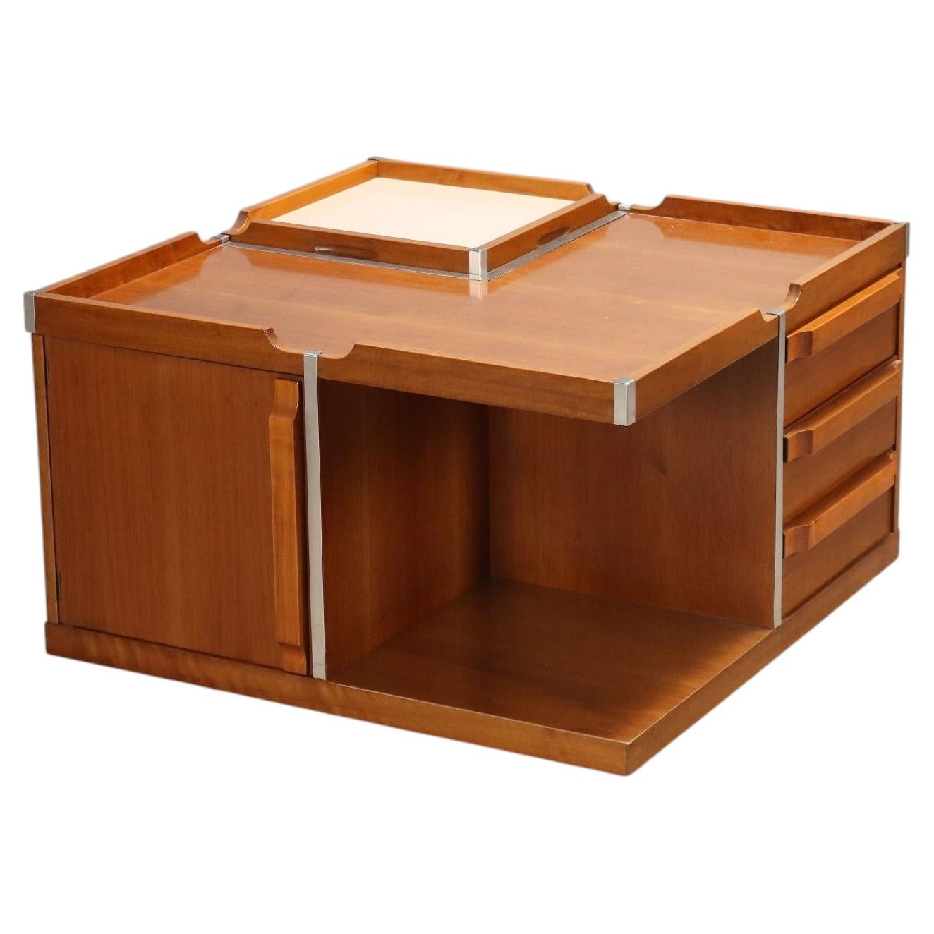 Vintage 1970s square coffee table in Tanganyika walnut For Sale