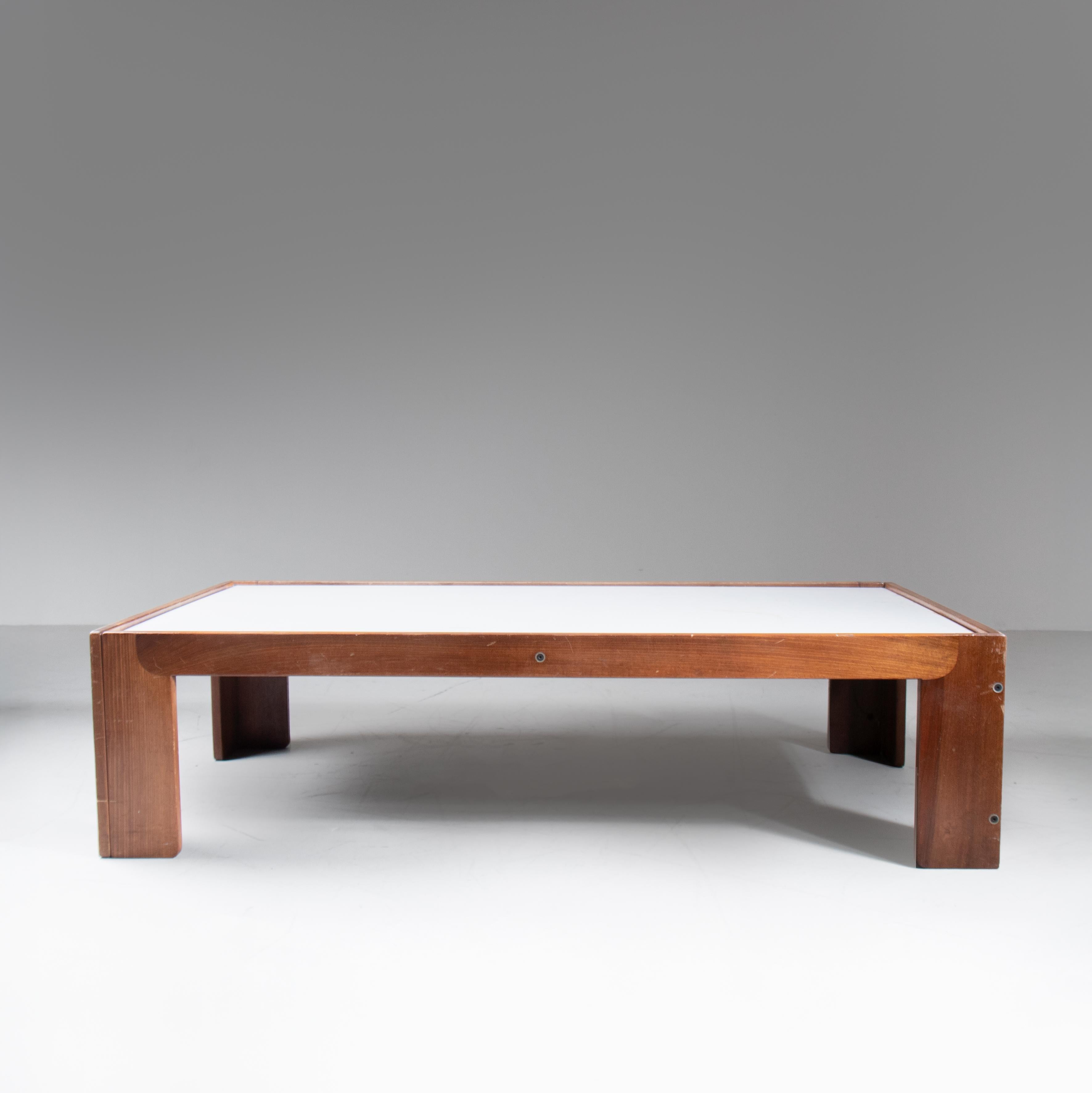 Rectangular coffee table mod. 771, Afra and Tobia Scarpa, Cassina For Sale 4