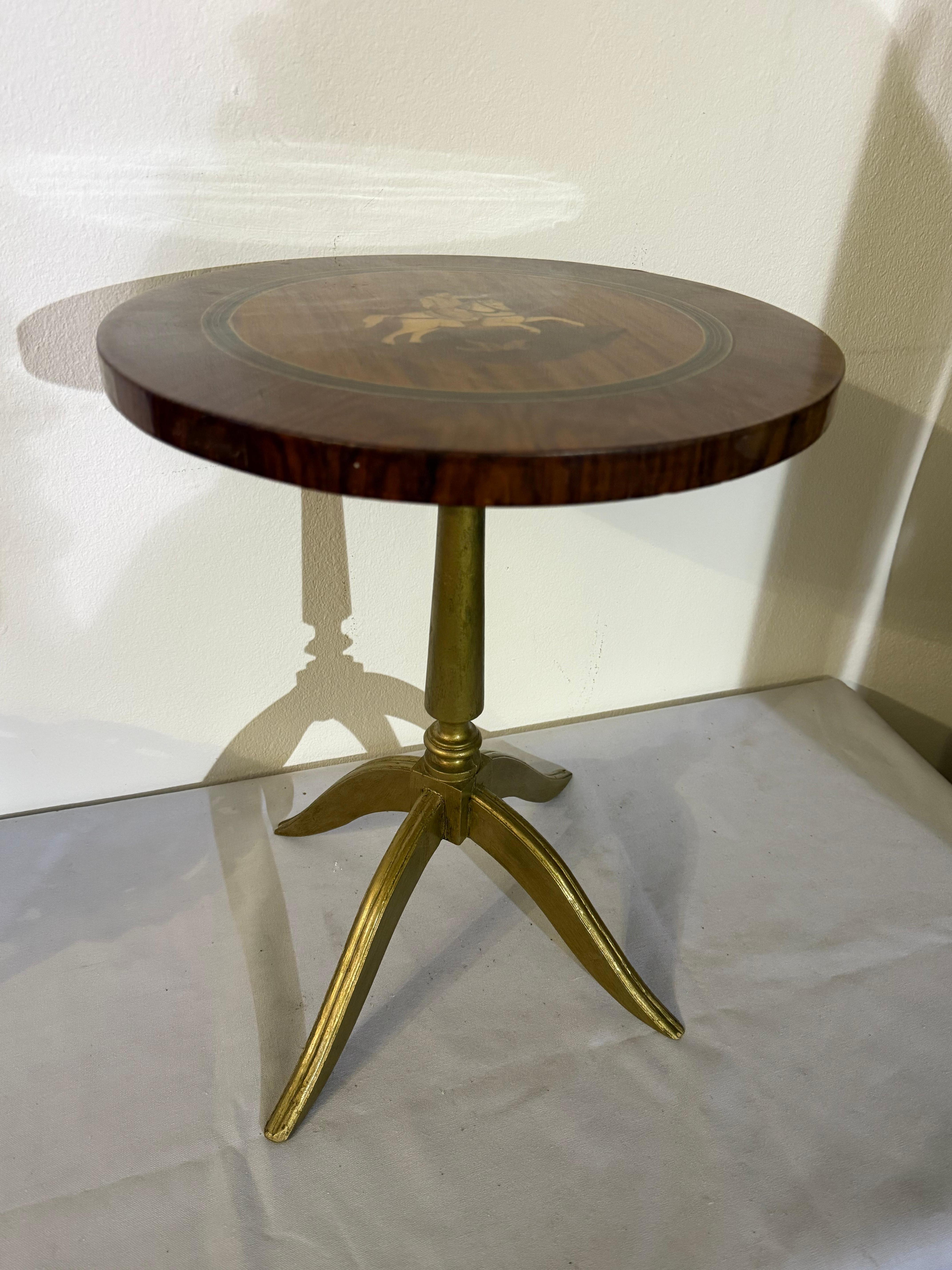 Italian Table basse ronde avec incrustation 