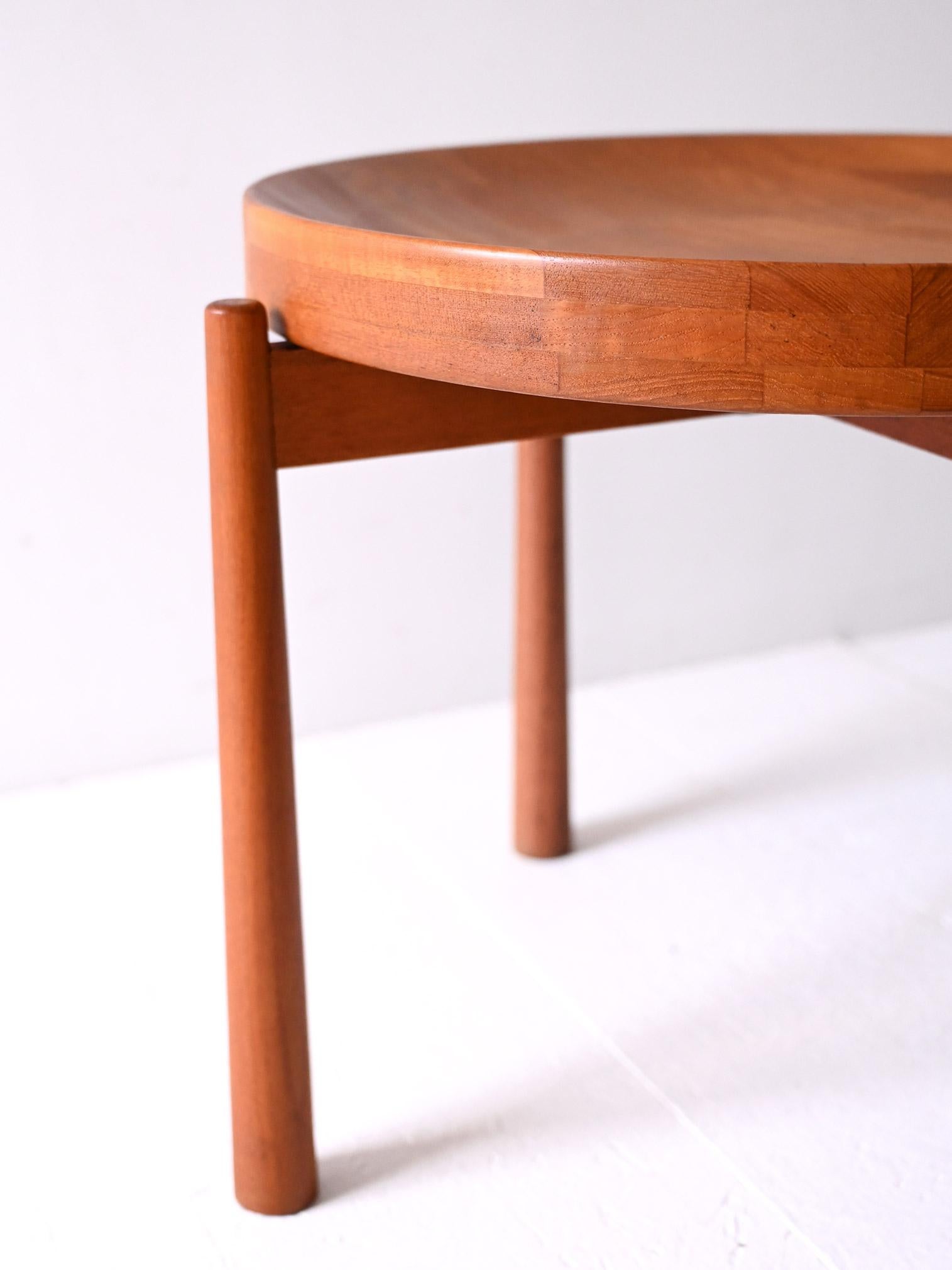 Mesa de centro redonda de teca de Jens Quistgaard en Bueno estado para la venta en Brescia, IT