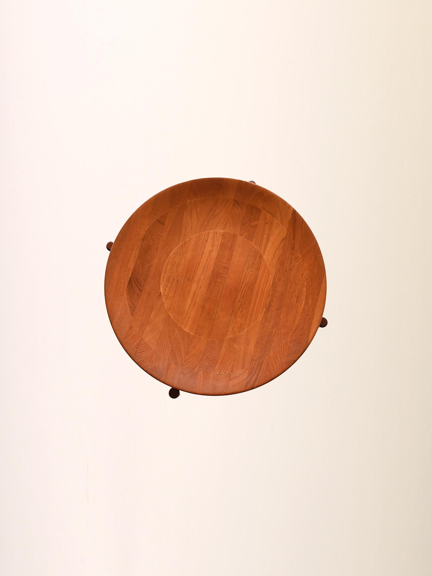 Mesa de centro redonda de teca de Jens Quistgaard en venta 1