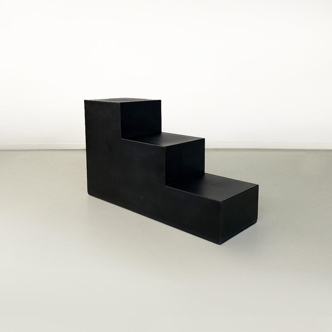 Modern Scala side table from the Gli Scacchi series by Mario Bellini for C&B Italia, 1971 For Sale