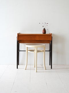 Scandinavian coffee table with flip top