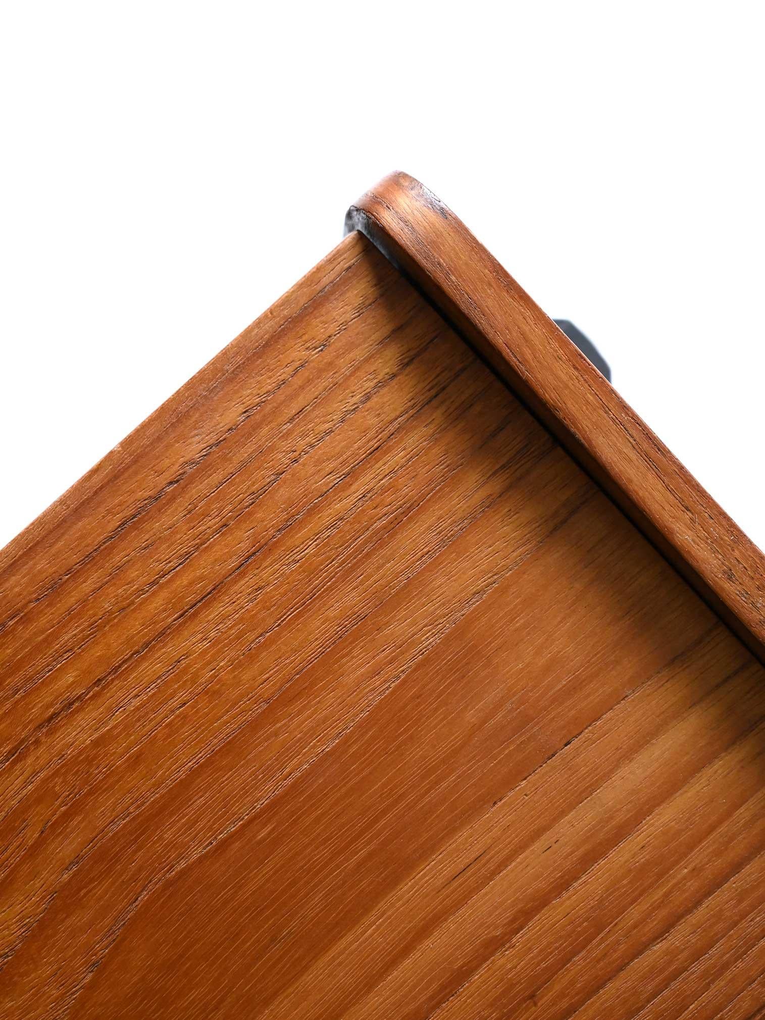 Teak Scandinavian coffee table with flip top For Sale