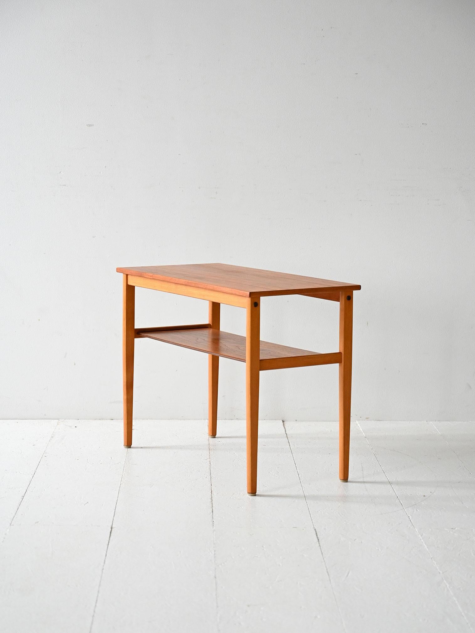 Scandinavian Table basse vintage scandinave des années 1950 en hêtre et teck en vente
