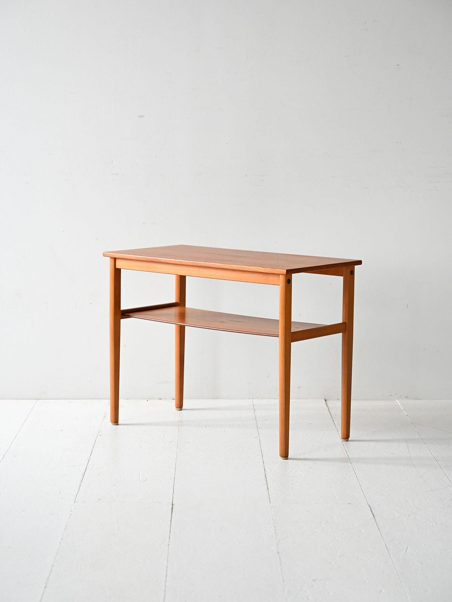 Scandinavian Table basse vintage scandinave des années 1950 en hêtre et teck en vente