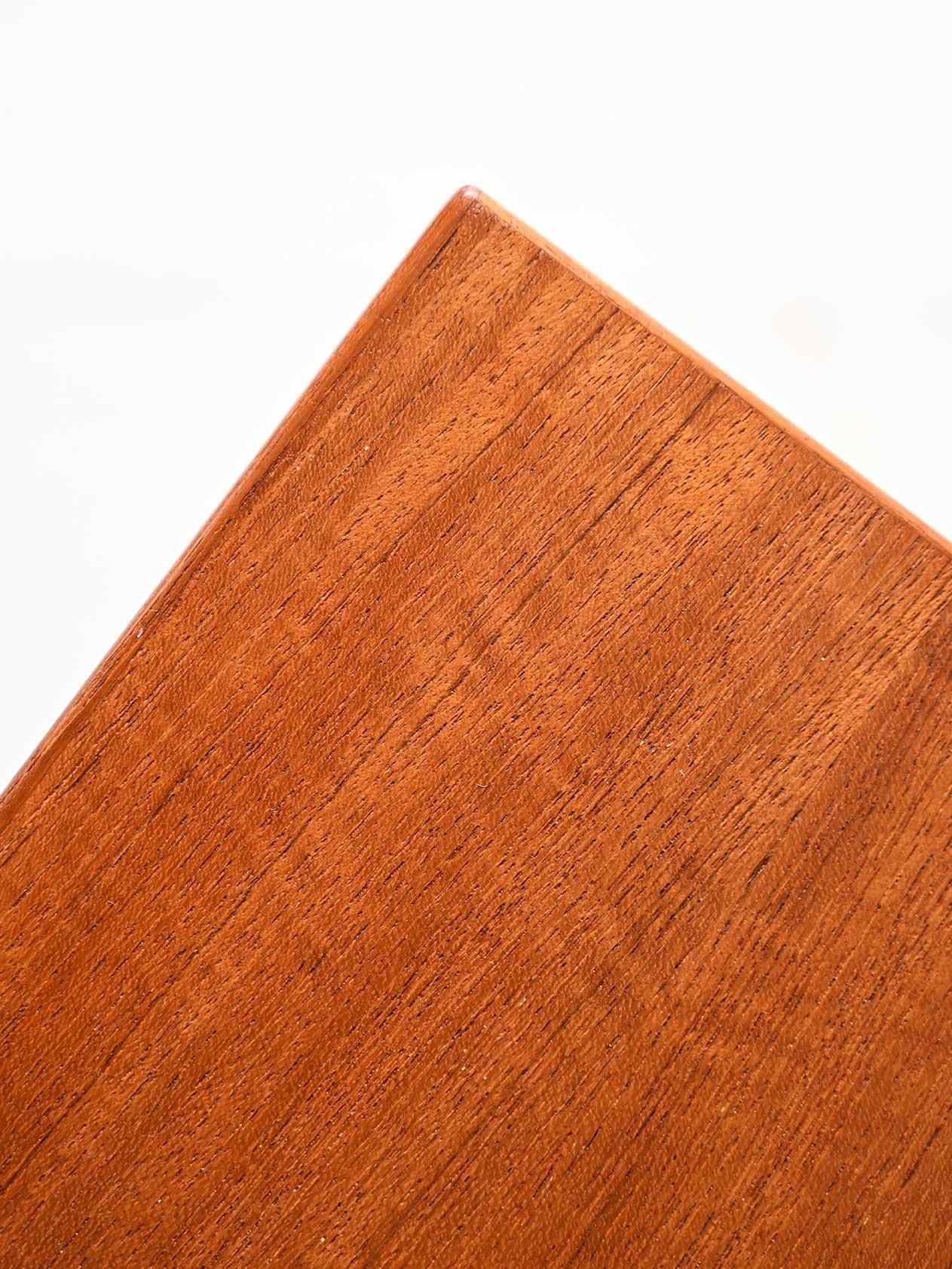 Mid-20th Century Table basse vintage scandinave des années 1950 en hêtre et teck en vente
