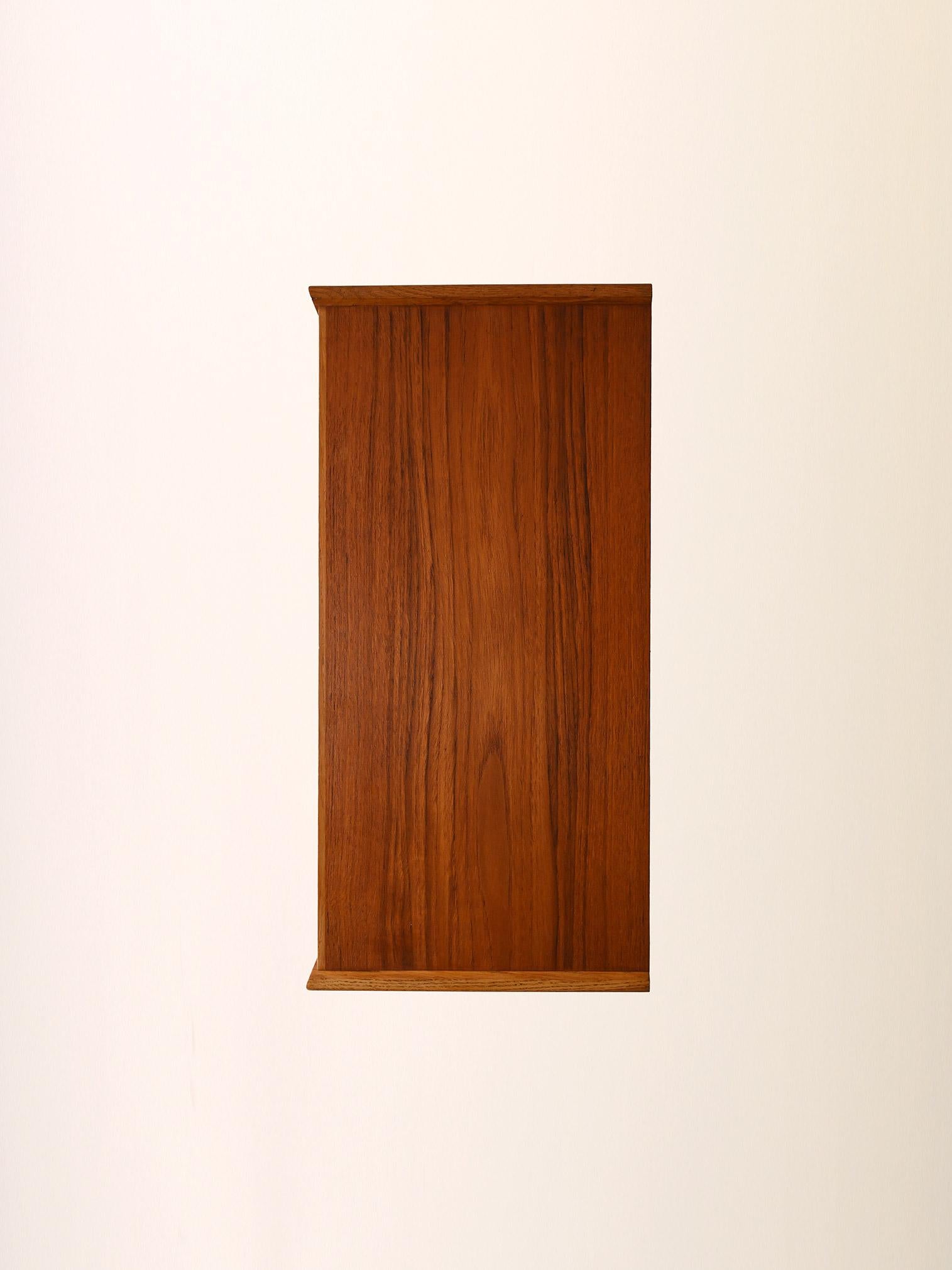 Tavolino scandinavo vintage in teak anni ’60 For Sale 1