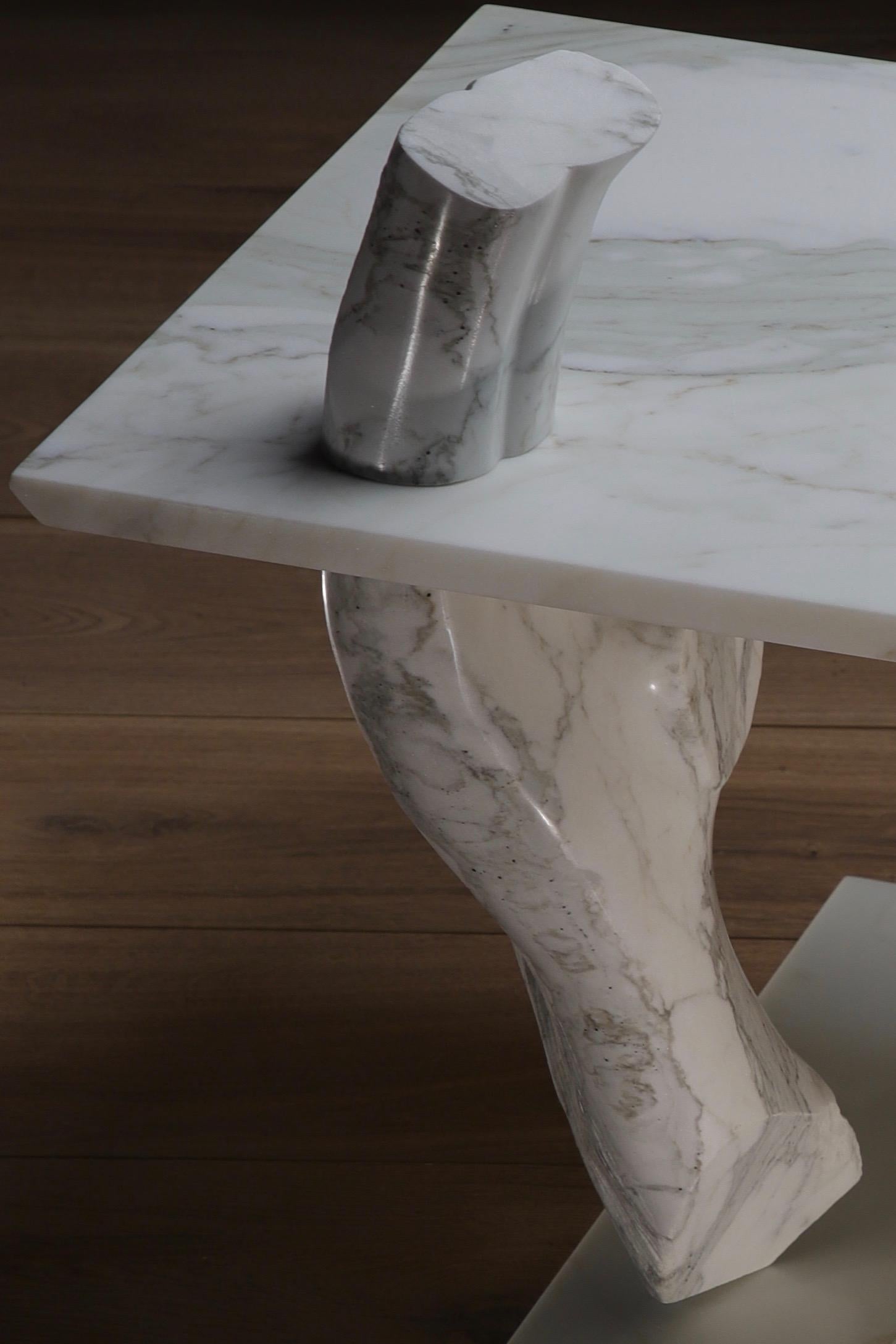 Contemporary Capolino 1 sculpture coffee table in white veined marble For Sale