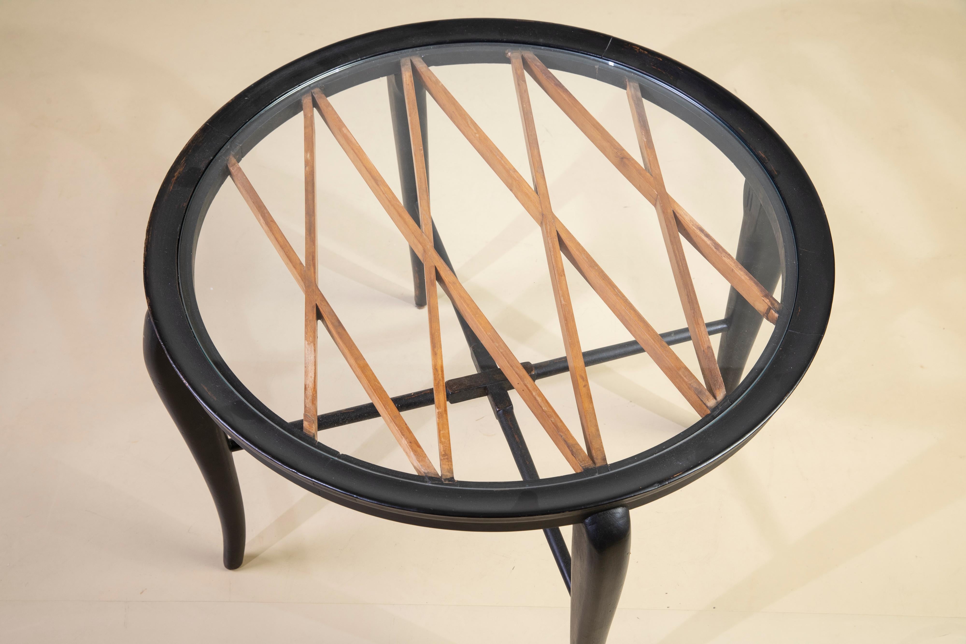 Mid-Century Modern Tavolino, scuola italiana, nello stile di Paolo Buffa, anni 40 en vente