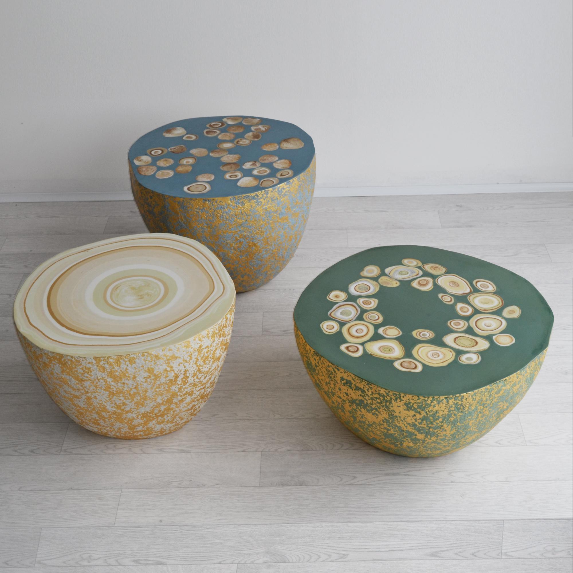 Table basse moderne incrustée d'or vert à la main en Italie par Cupioli en vente 2