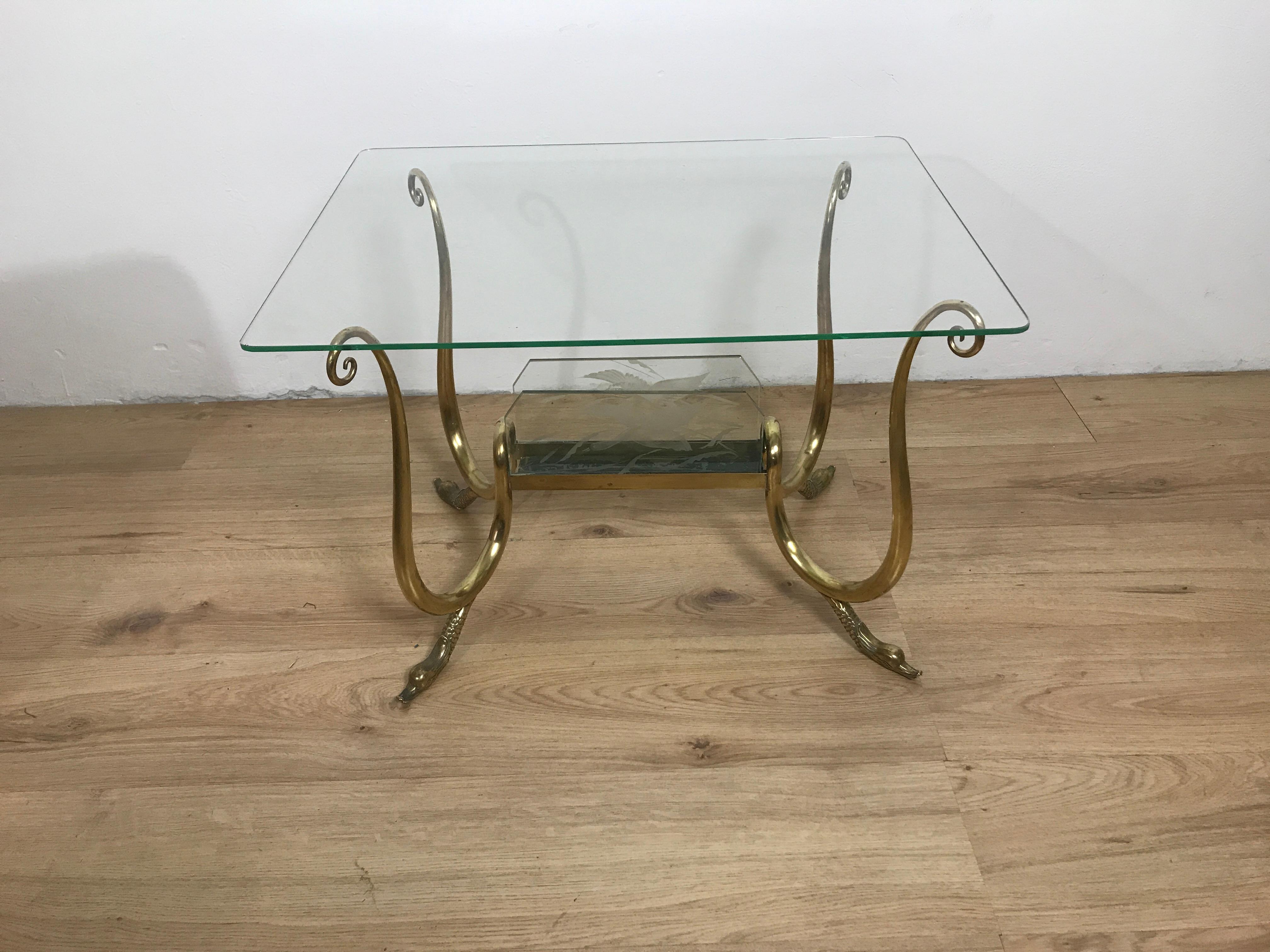 Tavolino in ottone con piano in vetro anni 40 manifattura italiana.