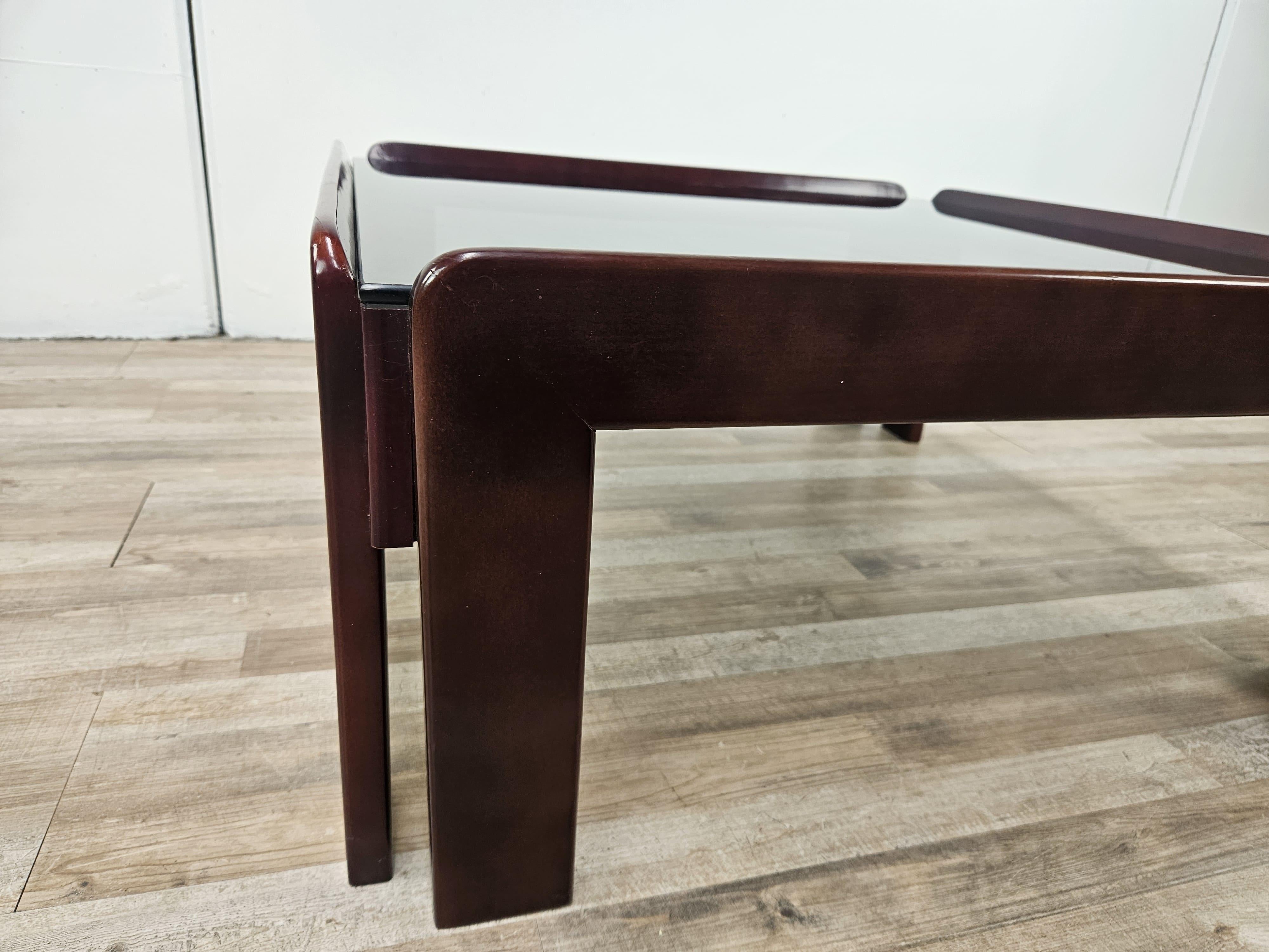 Verre Table basse vintage des années 1960 par Afra et Tobia Scarpa pour Cassina avec verre fumé en vente