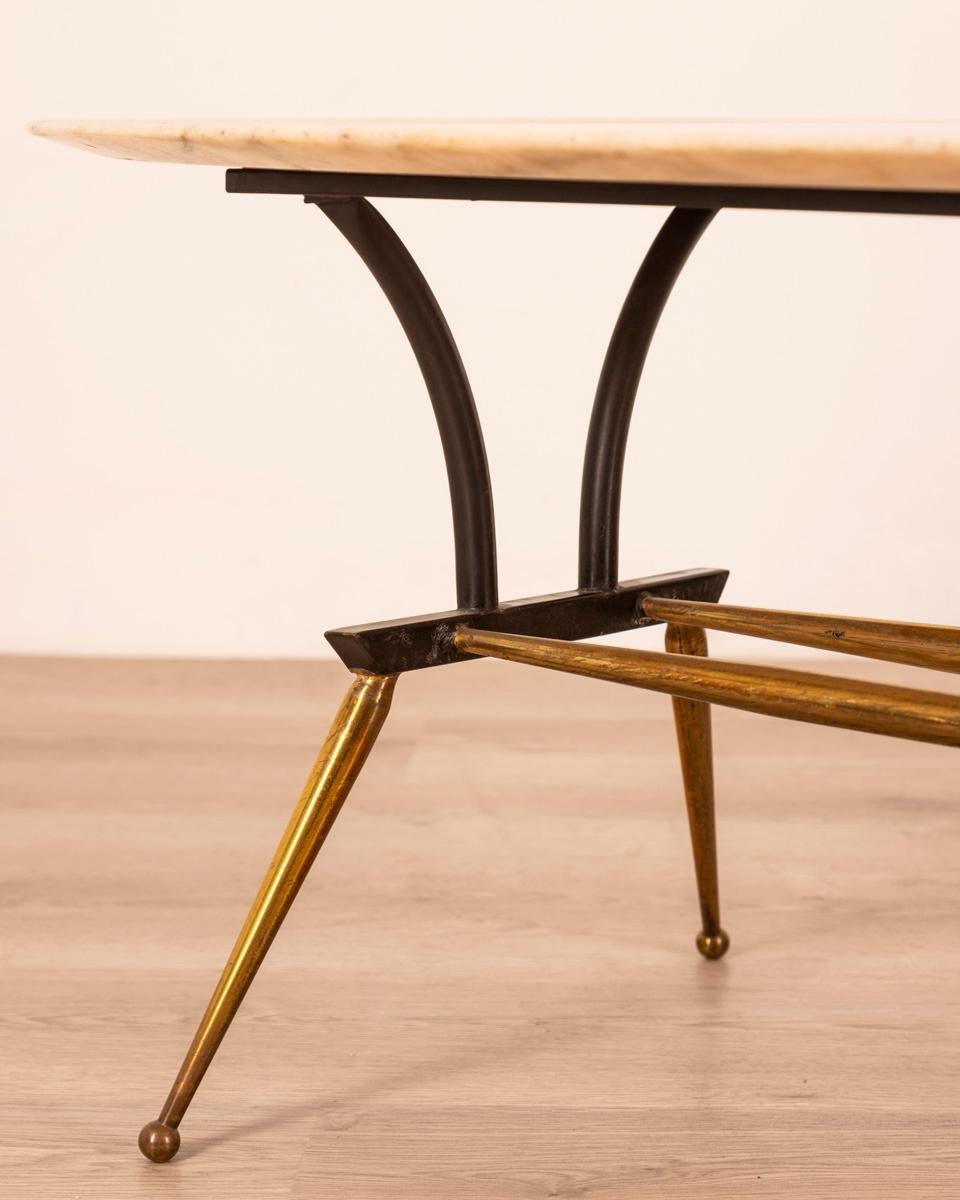 Vintage 60's brass and marble coffee table Italian design For Sale 2