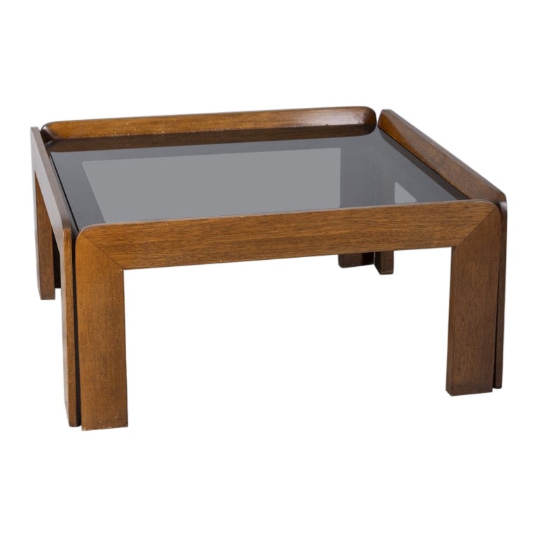Table basse vintage en bois et verre des années 70 conçue par Afra et Tobia Scarpa en vente