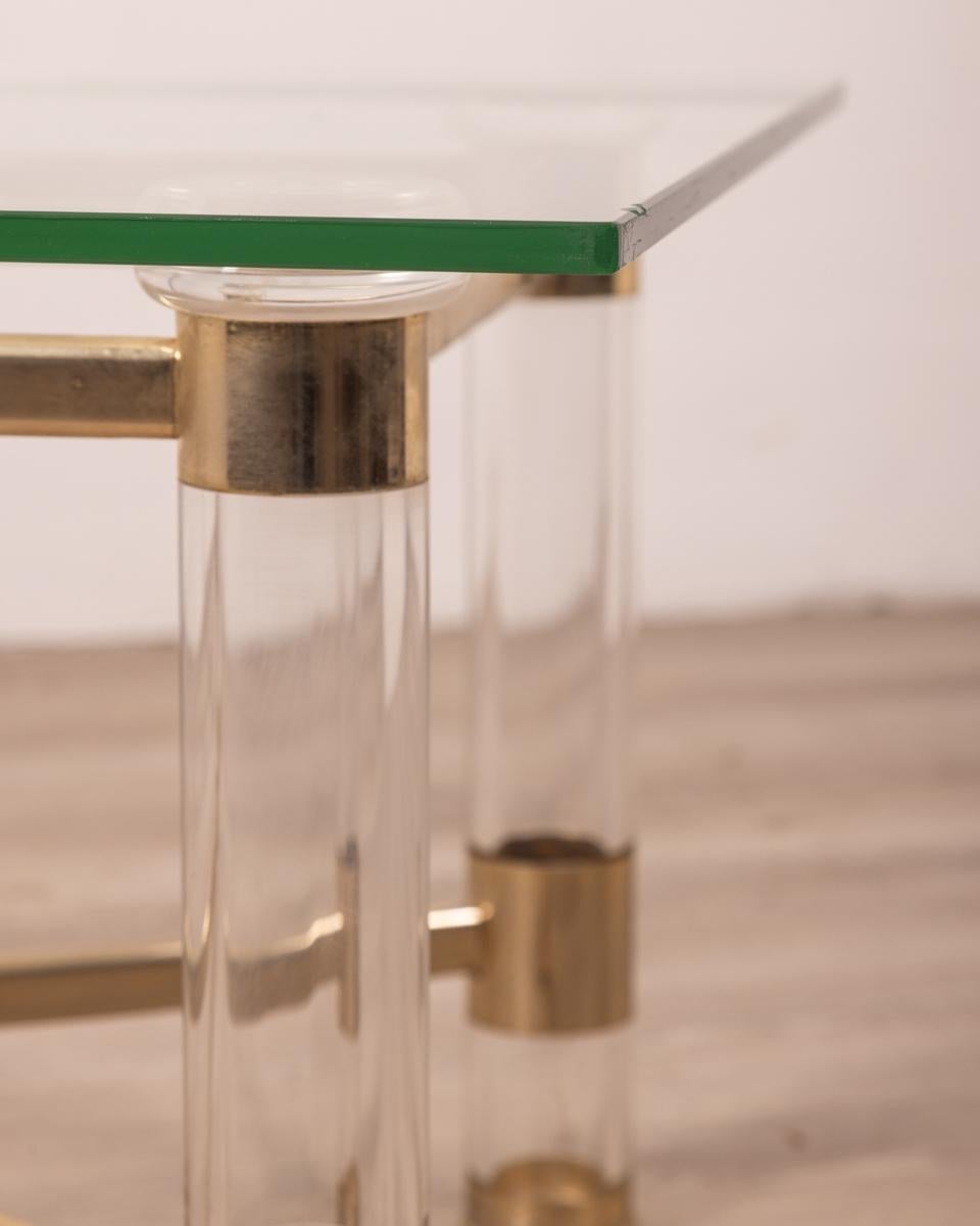 Tavolino vintage anni 70 in ottone e lucite design Sandro Petti per Metalarte in vendita 4