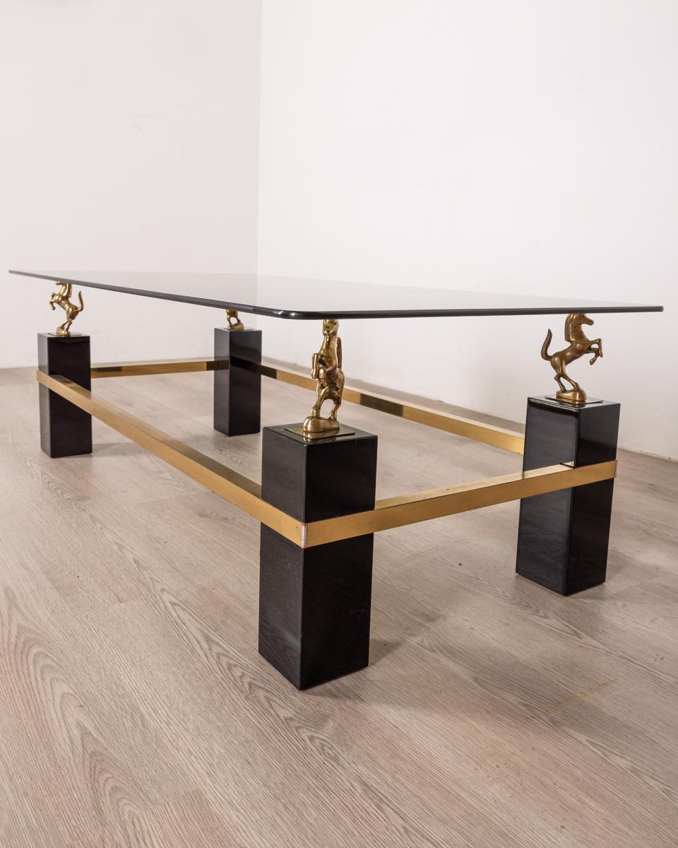 Mid-Century Modern Table basse vintage des années 70 en verre et laiton dessinée par Maison Charles en vente