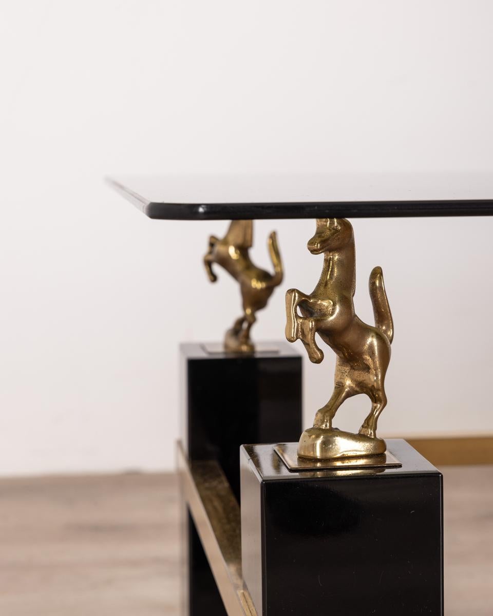Italian Table basse vintage des années 70 en verre et laiton dessinée par Maison Charles en vente