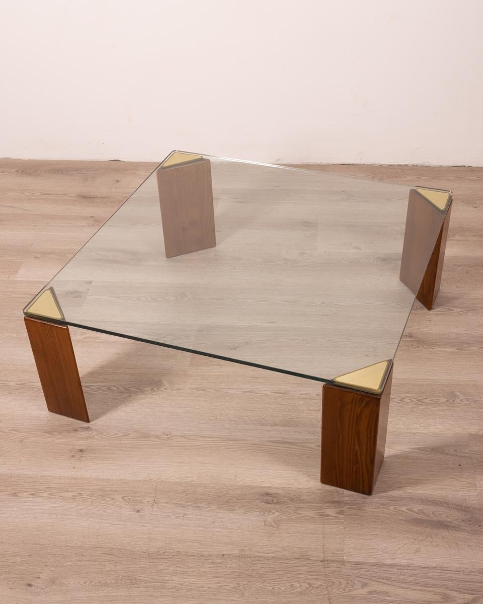 Vintage 80's brass wood and glass coffee table Italian design In Good Condition For Sale In None, IT