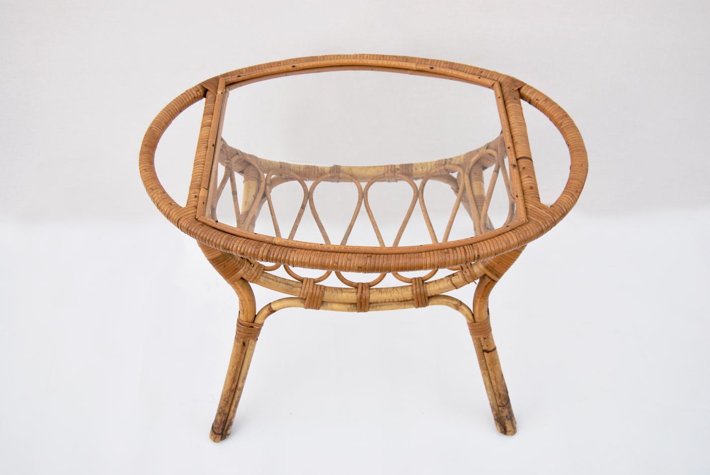 Italian Vintage bamboo living room TABLE For Sale