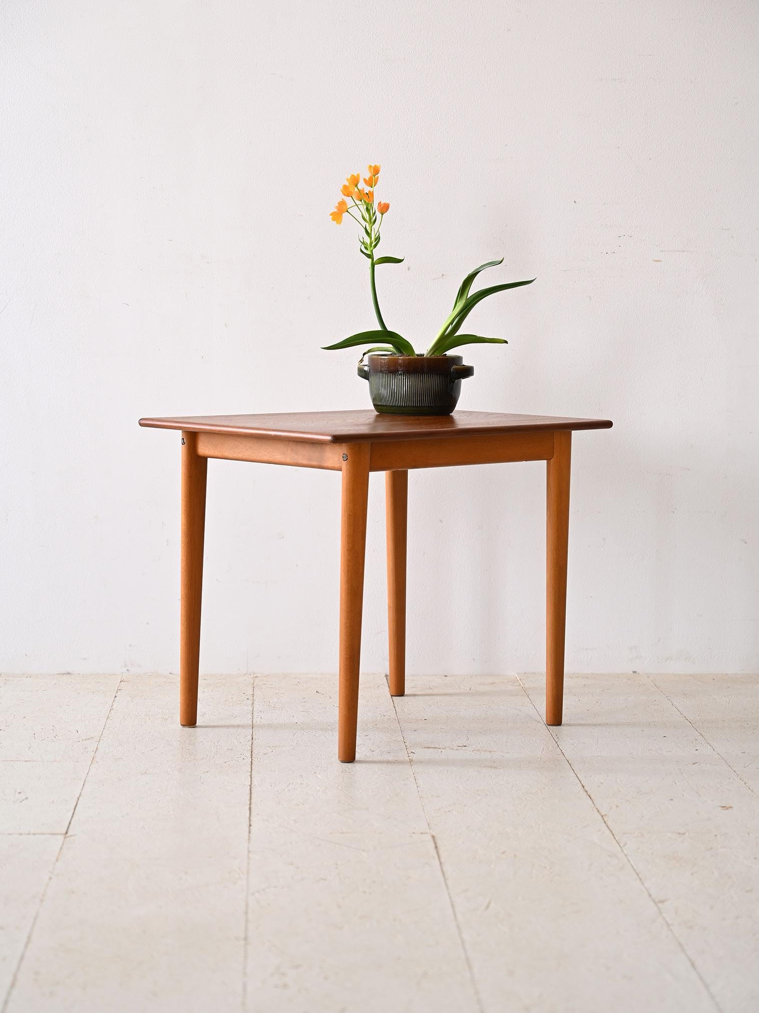 Coffee table with stamp of authenticity.
                                                                                                                                                                                                                