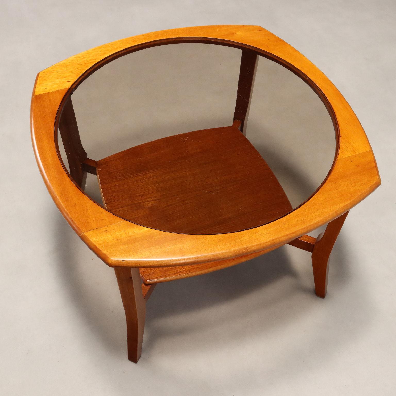 Englischer Vintage Couchtisch 1960er Jahre (Moderne der Mitte des Jahrhunderts) im Angebot