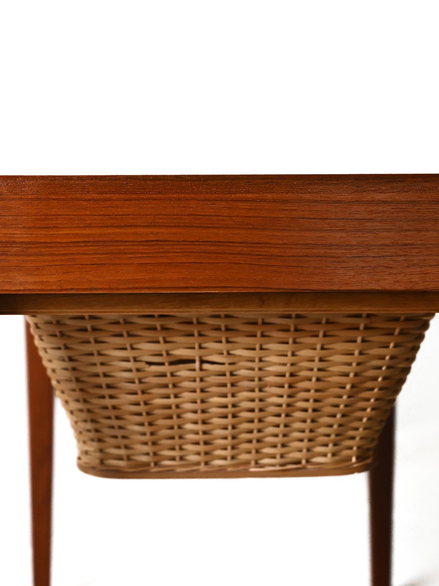 Vintage portalana coffee table by Severin Hansen For Sale 7