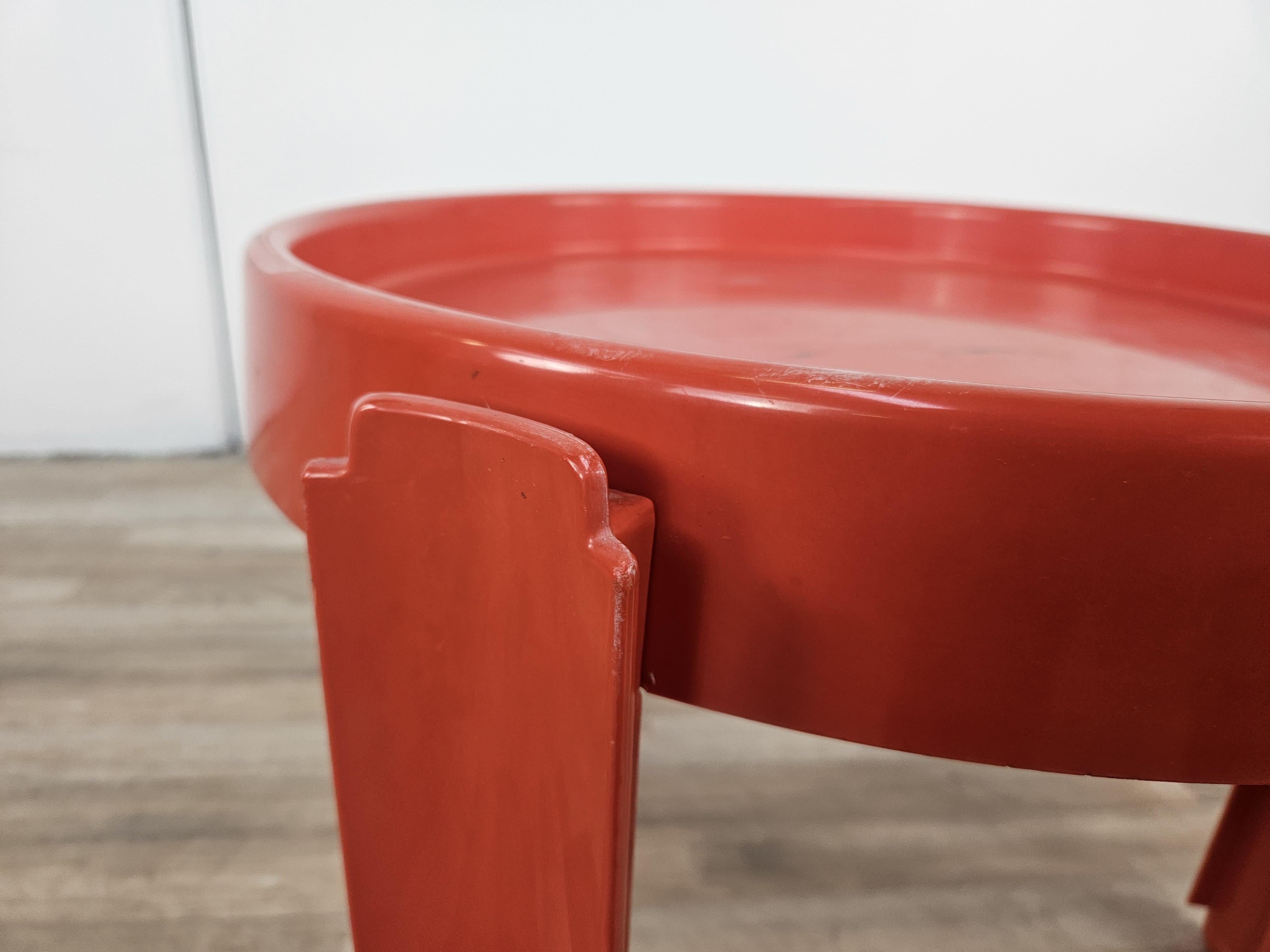 Vintage Space Age plastic coffee table from Dal Vera 1970s For Sale 6