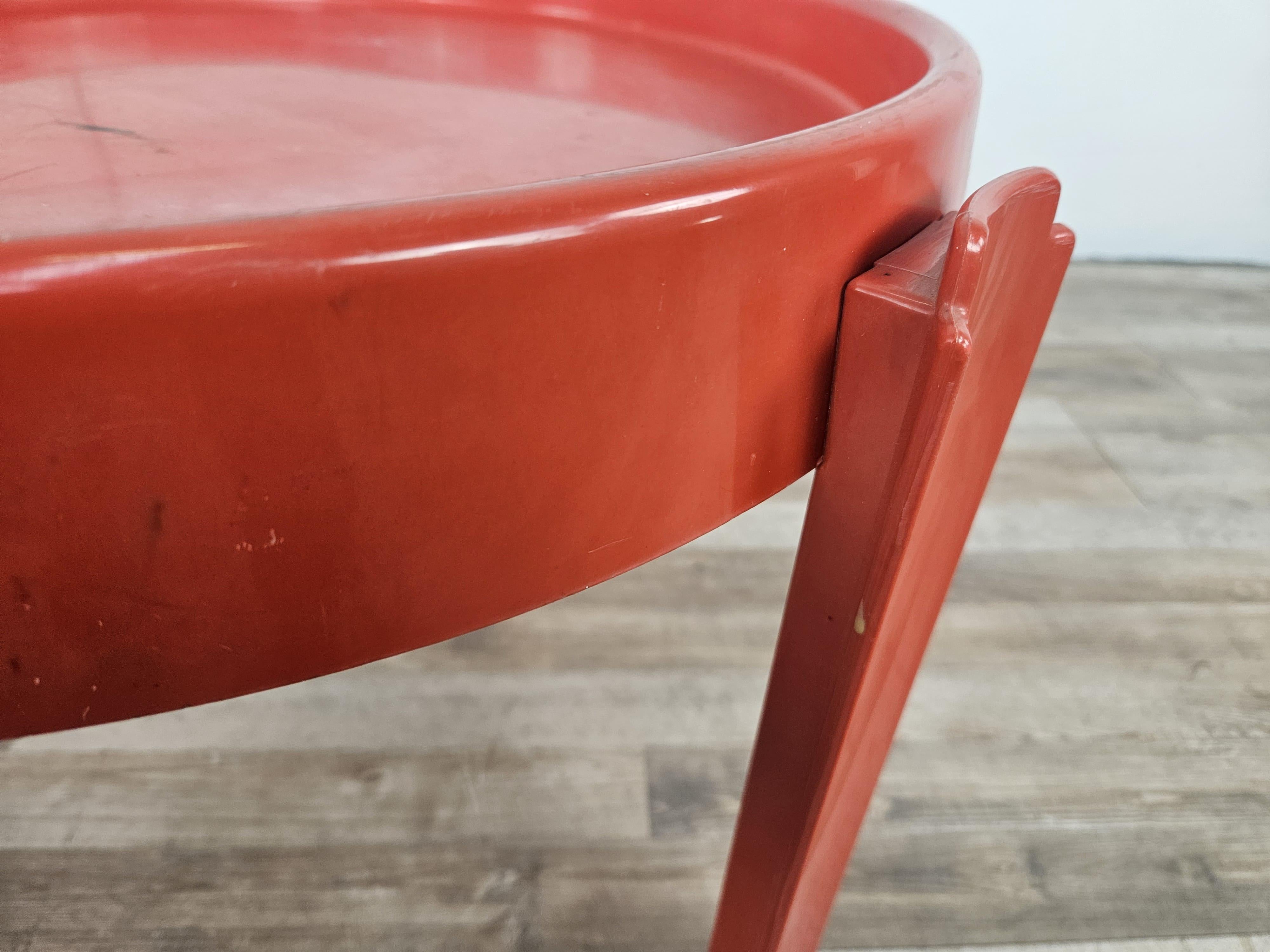 Vintage Space Age plastic coffee table from Dal Vera 1970s For Sale 8
